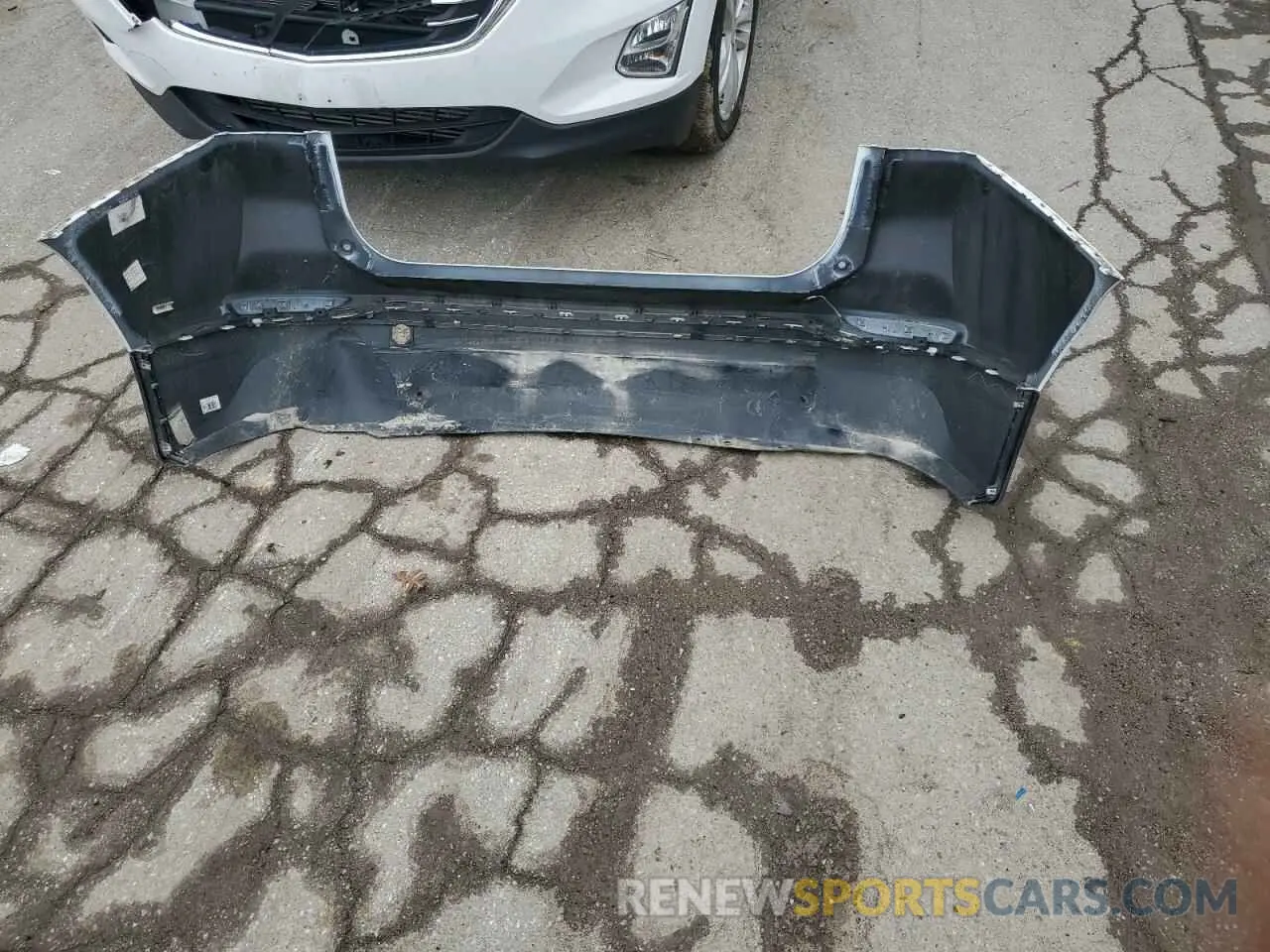 13 fotografías del automóvil dañado 2GNAXKEV0L6147471 CHEVROLET EQUINOX 2020