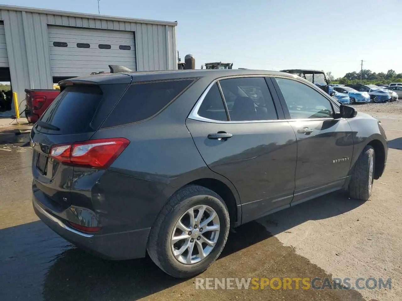 3 fotografías del automóvil dañado 2GNAXKEV0L6193625 CHEVROLET EQUINOX 2020