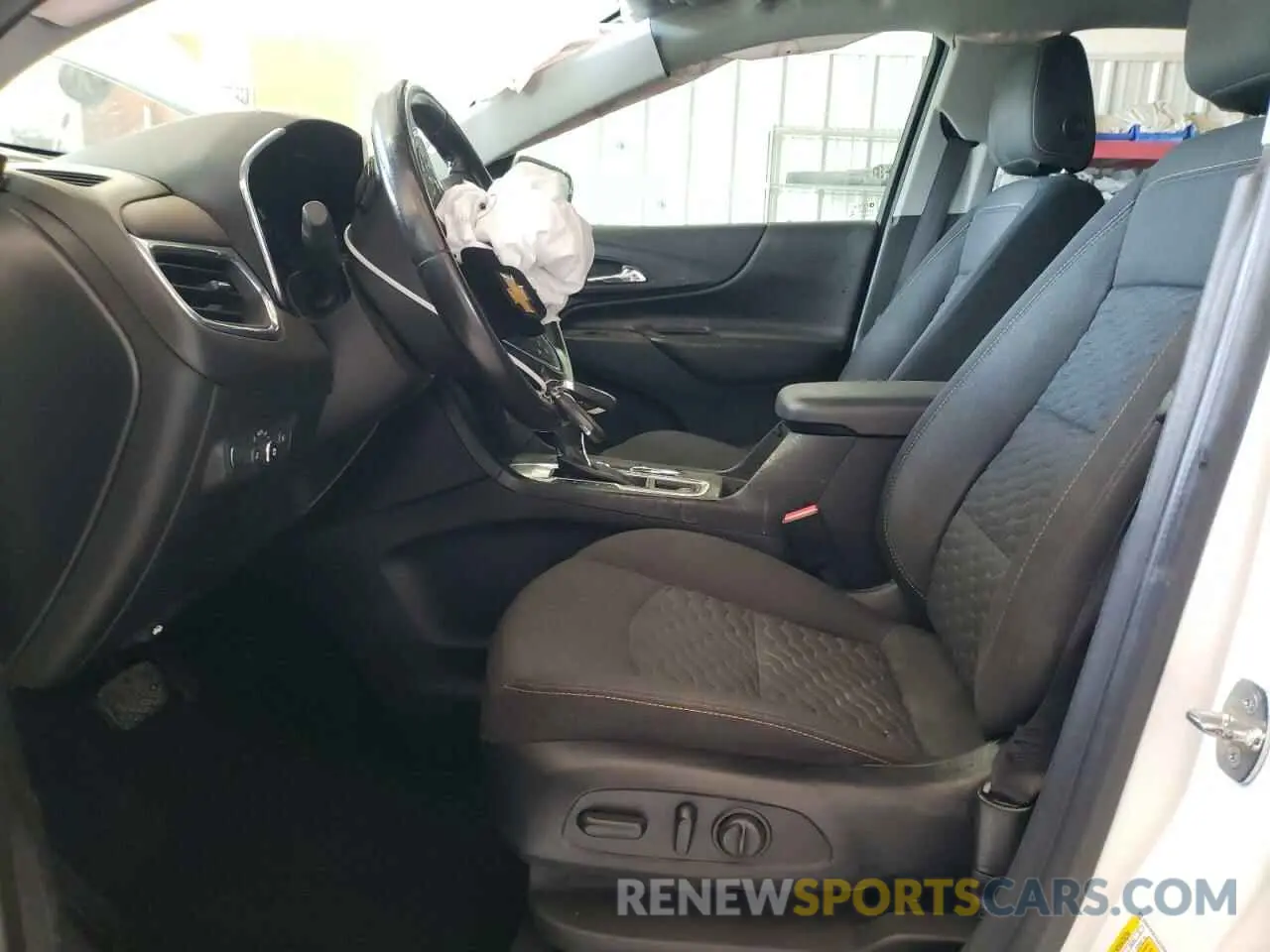 7 fotografías del automóvil dañado 2GNAXKEV1L6120988 CHEVROLET EQUINOX 2020