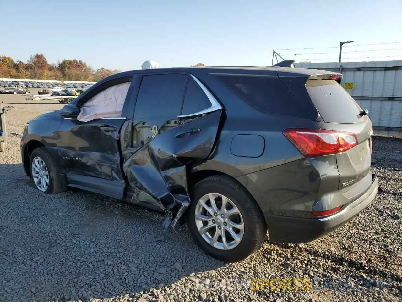 2 fotografías del automóvil dañado 2GNAXKEV1L6141260 CHEVROLET EQUINOX 2020