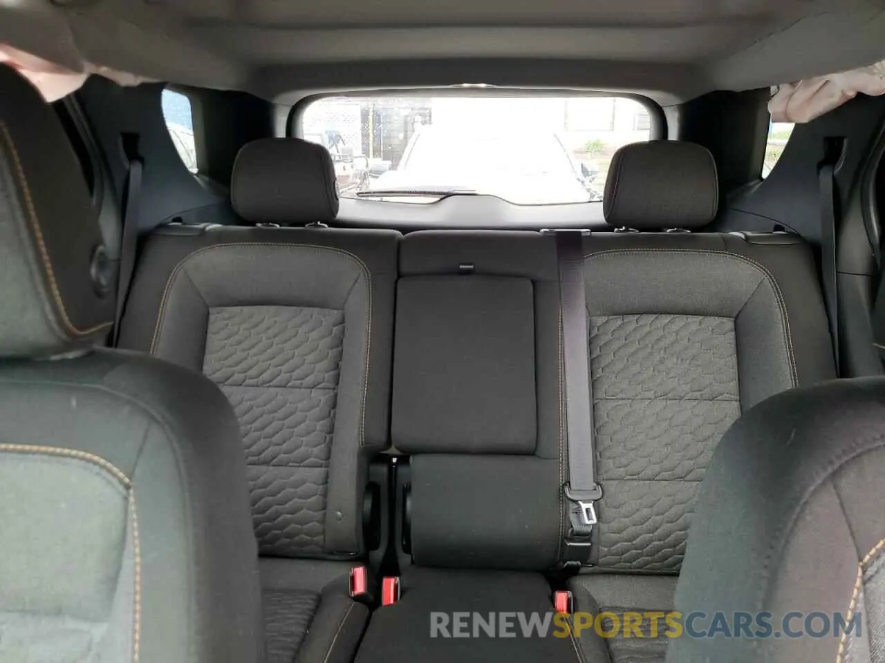 10 fotografías del automóvil dañado 2GNAXKEV1L6229886 CHEVROLET EQUINOX 2020