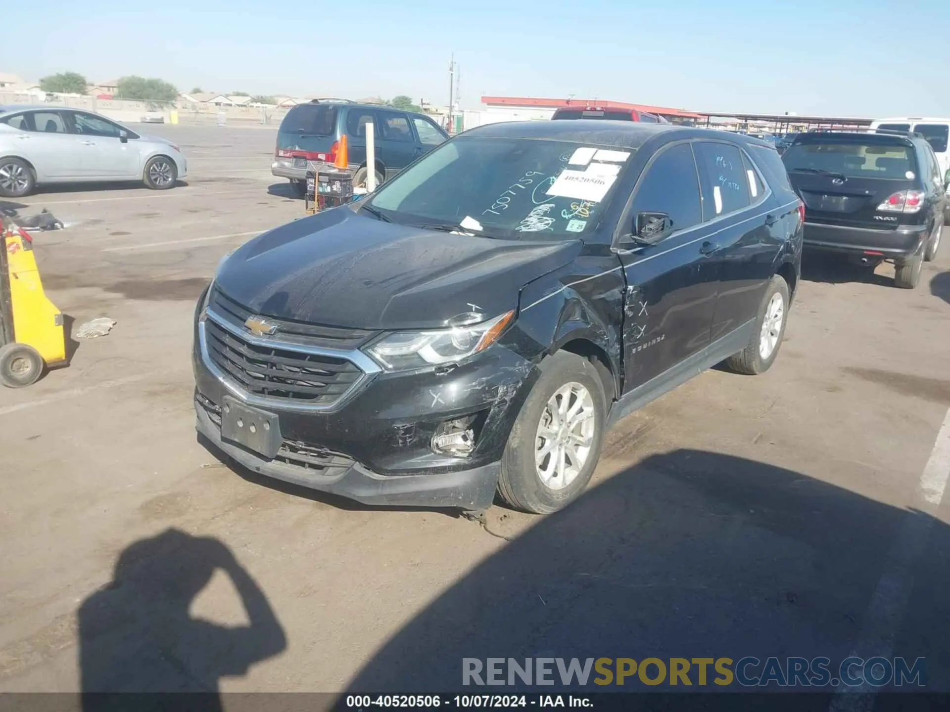 2 fotografías del automóvil dañado 2GNAXKEV2L6210876 CHEVROLET EQUINOX 2020