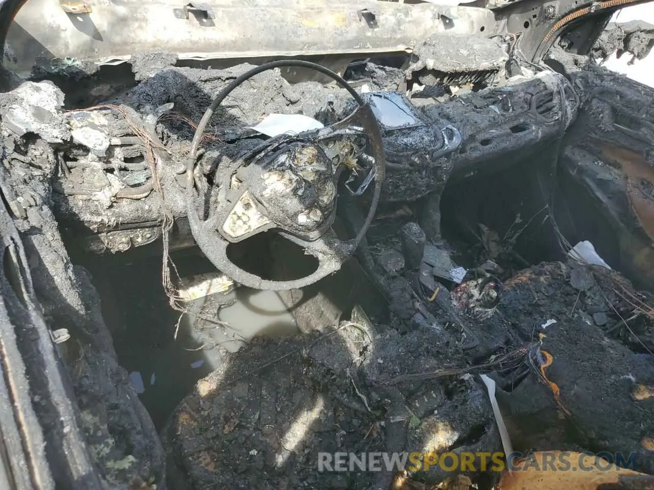 8 fotografías del automóvil dañado 2GNAXKEV2L6226107 CHEVROLET EQUINOX 2020