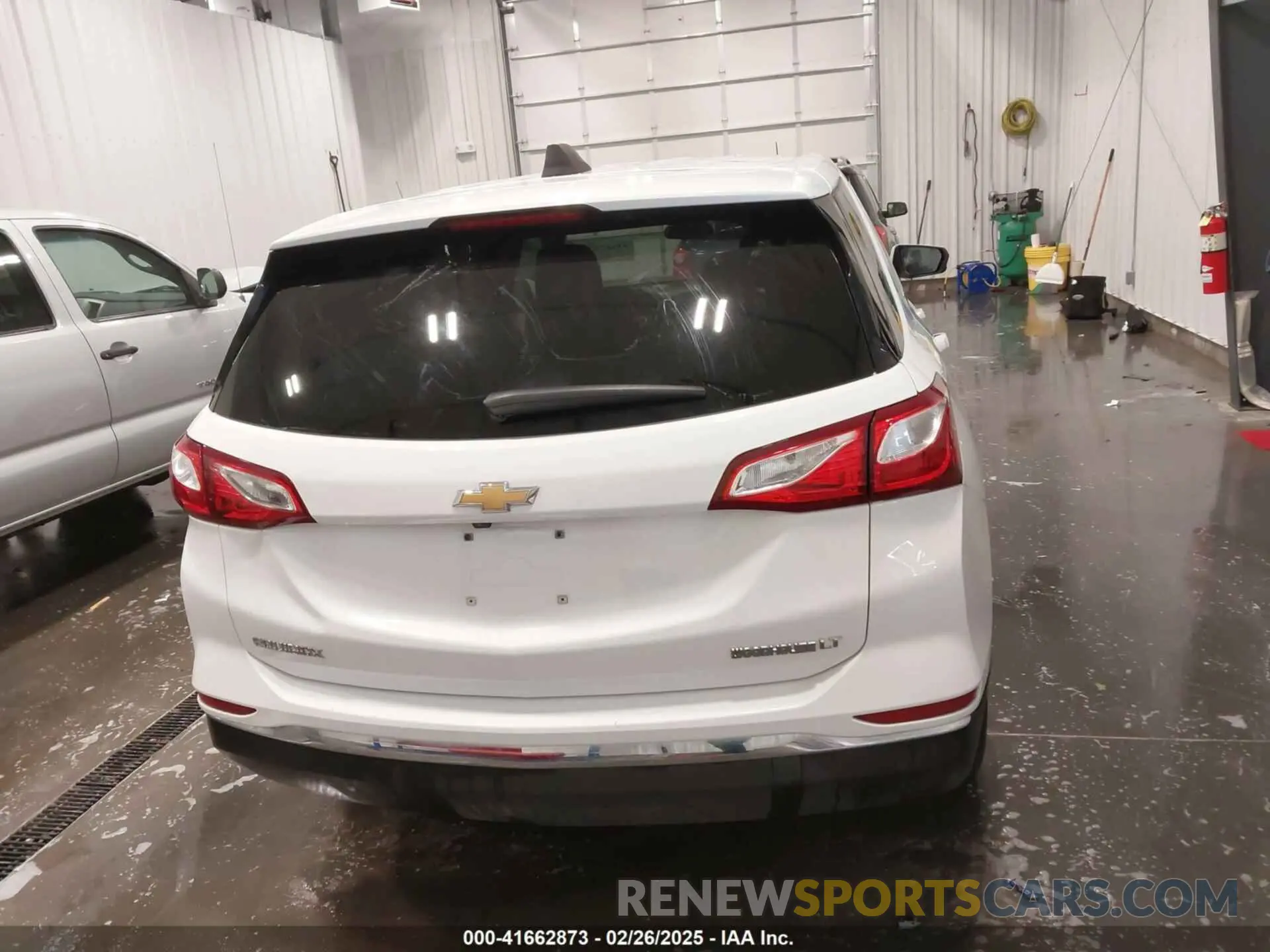 16 fotografías del automóvil dañado 2GNAXKEV2L6243781 CHEVROLET EQUINOX 2020