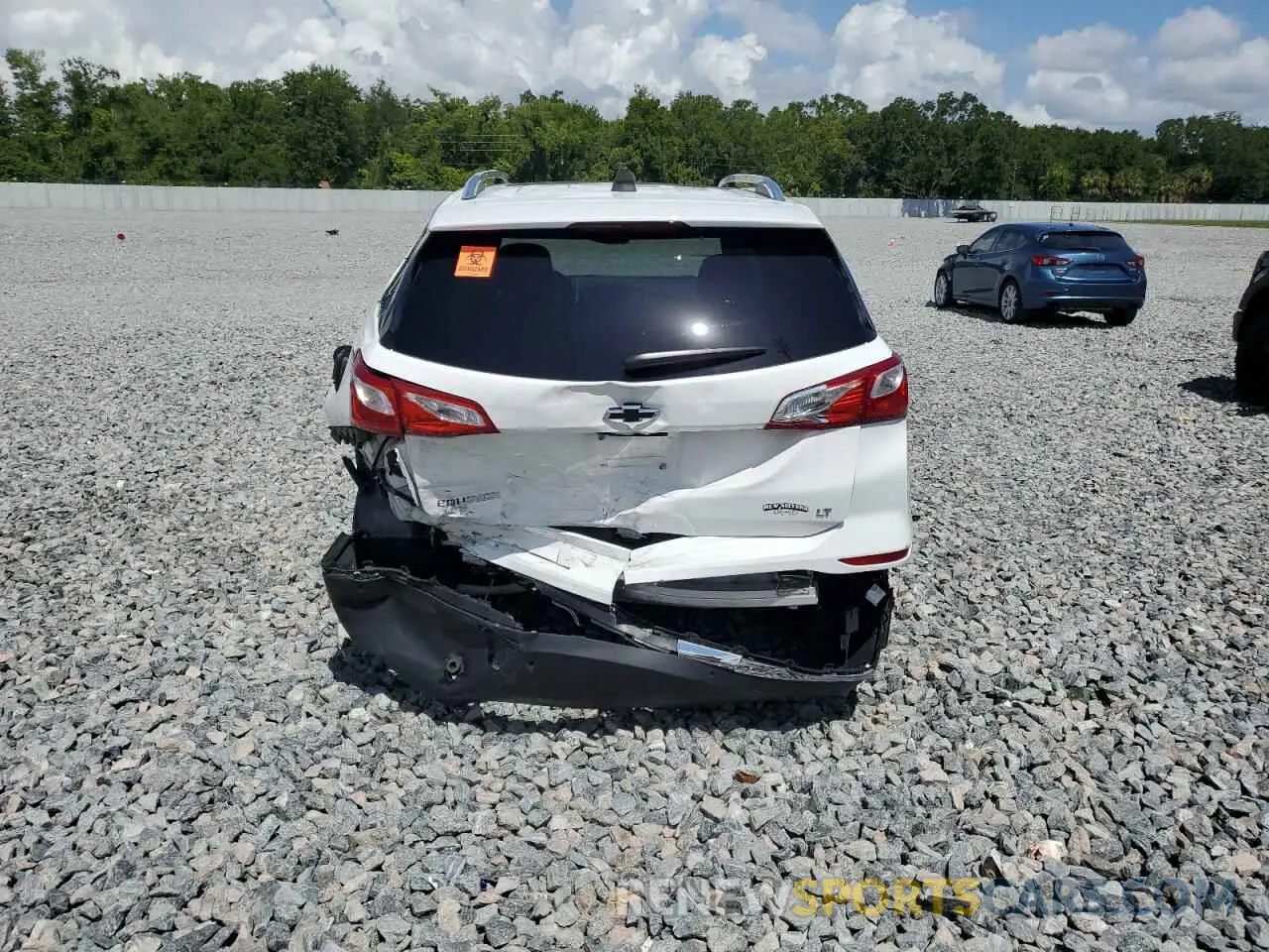 6 fotografías del automóvil dañado 2GNAXKEV2L6282970 CHEVROLET EQUINOX 2020