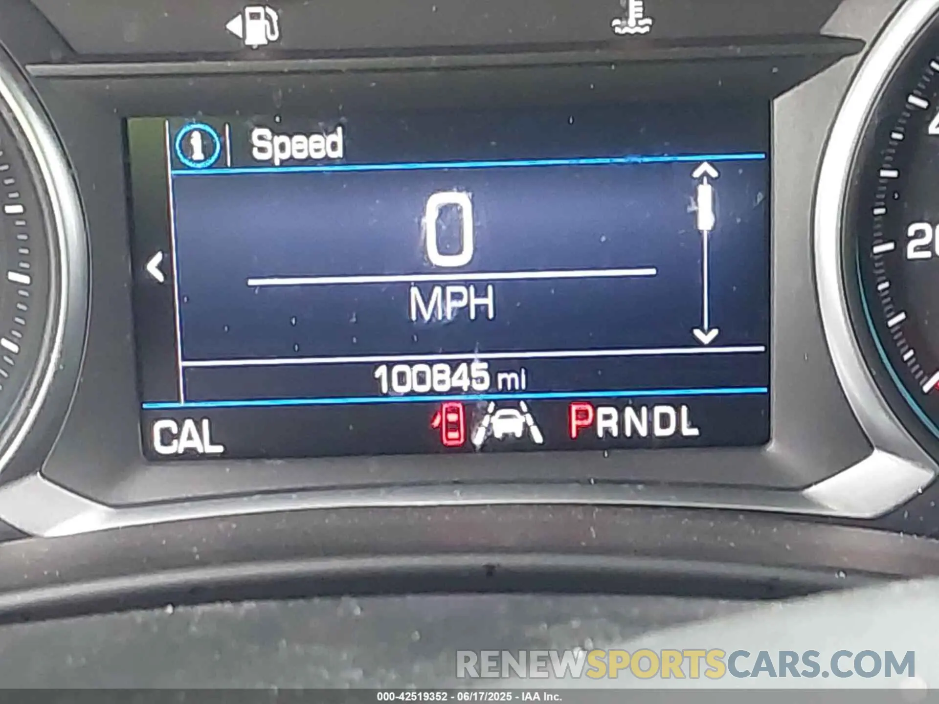 15 fotografías del automóvil dañado 2GNAXKEV3L6195126 CHEVROLET EQUINOX 2020