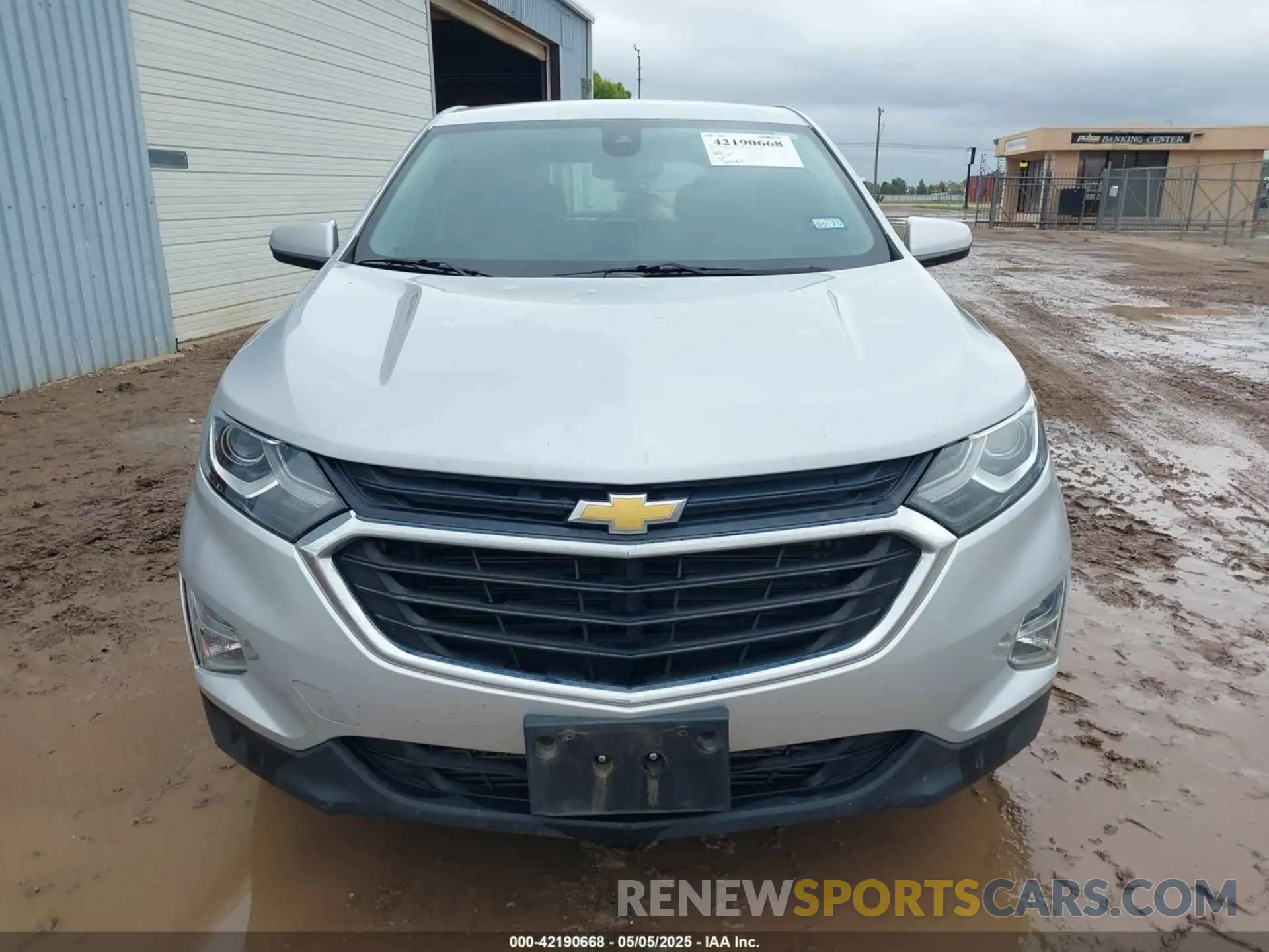 12 fotografías del automóvil dañado 2GNAXKEV4L6138871 CHEVROLET EQUINOX 2020