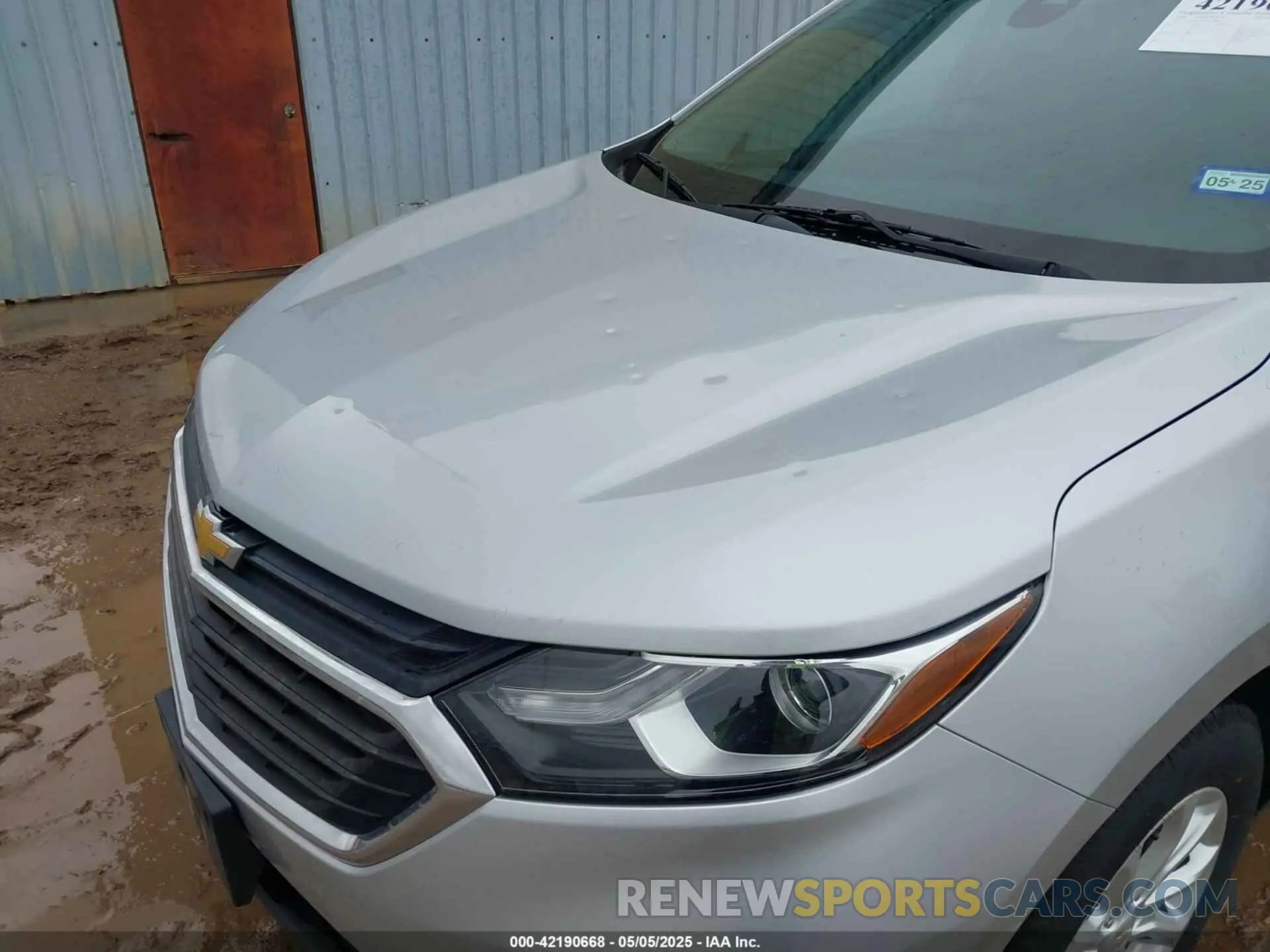 6 fotografías del automóvil dañado 2GNAXKEV4L6138871 CHEVROLET EQUINOX 2020