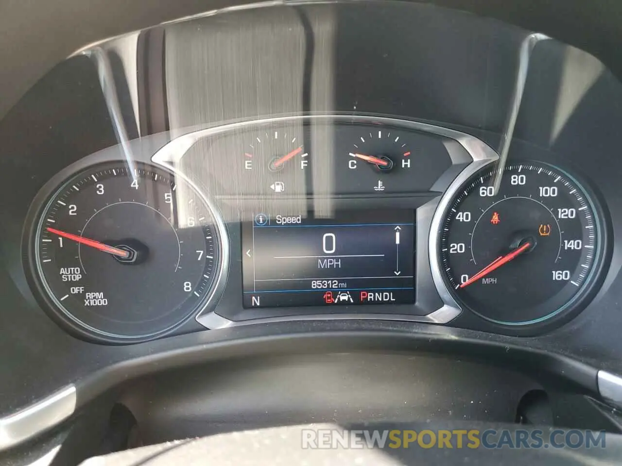 9 fotografías del automóvil dañado 2GNAXKEV4L6197063 CHEVROLET EQUINOX 2020
