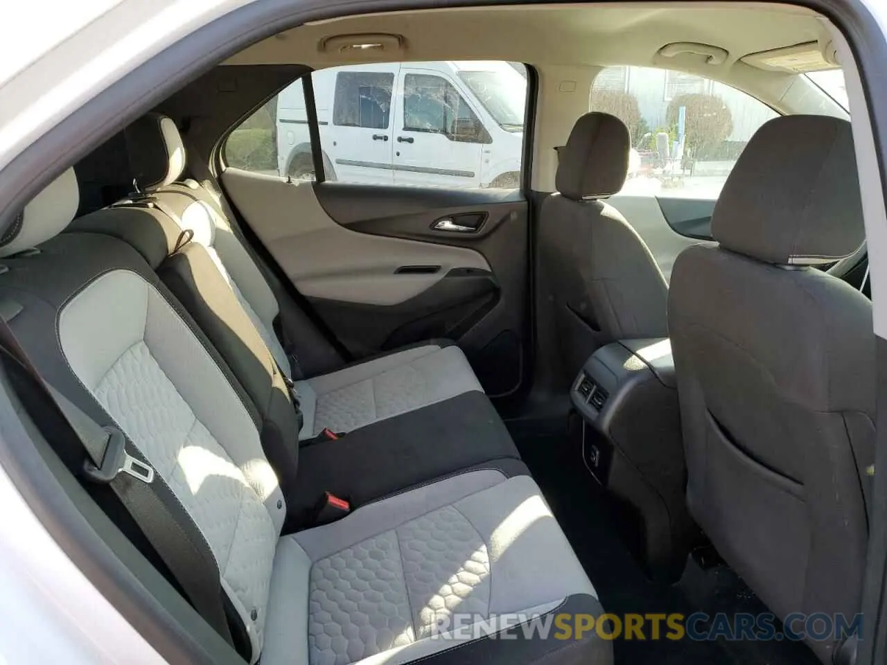 11 fotografías del automóvil dañado 2GNAXKEV5L6144775 CHEVROLET EQUINOX 2020