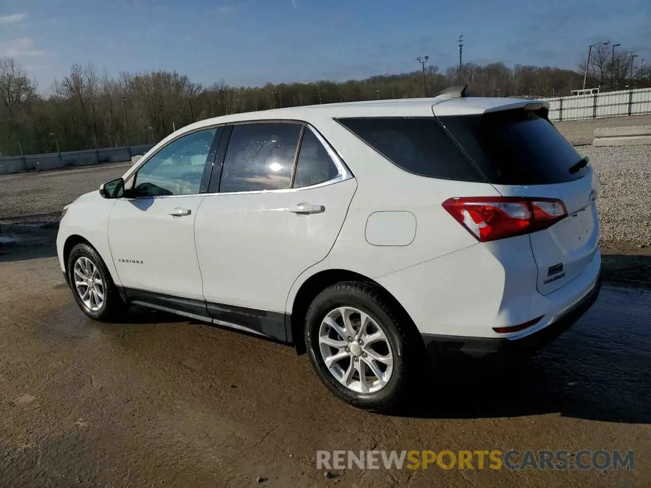 2 fotografías del automóvil dañado 2GNAXKEV5L6144775 CHEVROLET EQUINOX 2020