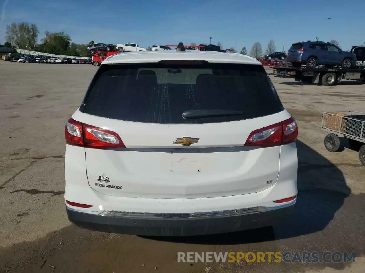 6 fotografías del automóvil dañado 2GNAXKEV5L6161432 CHEVROLET EQUINOX 2020