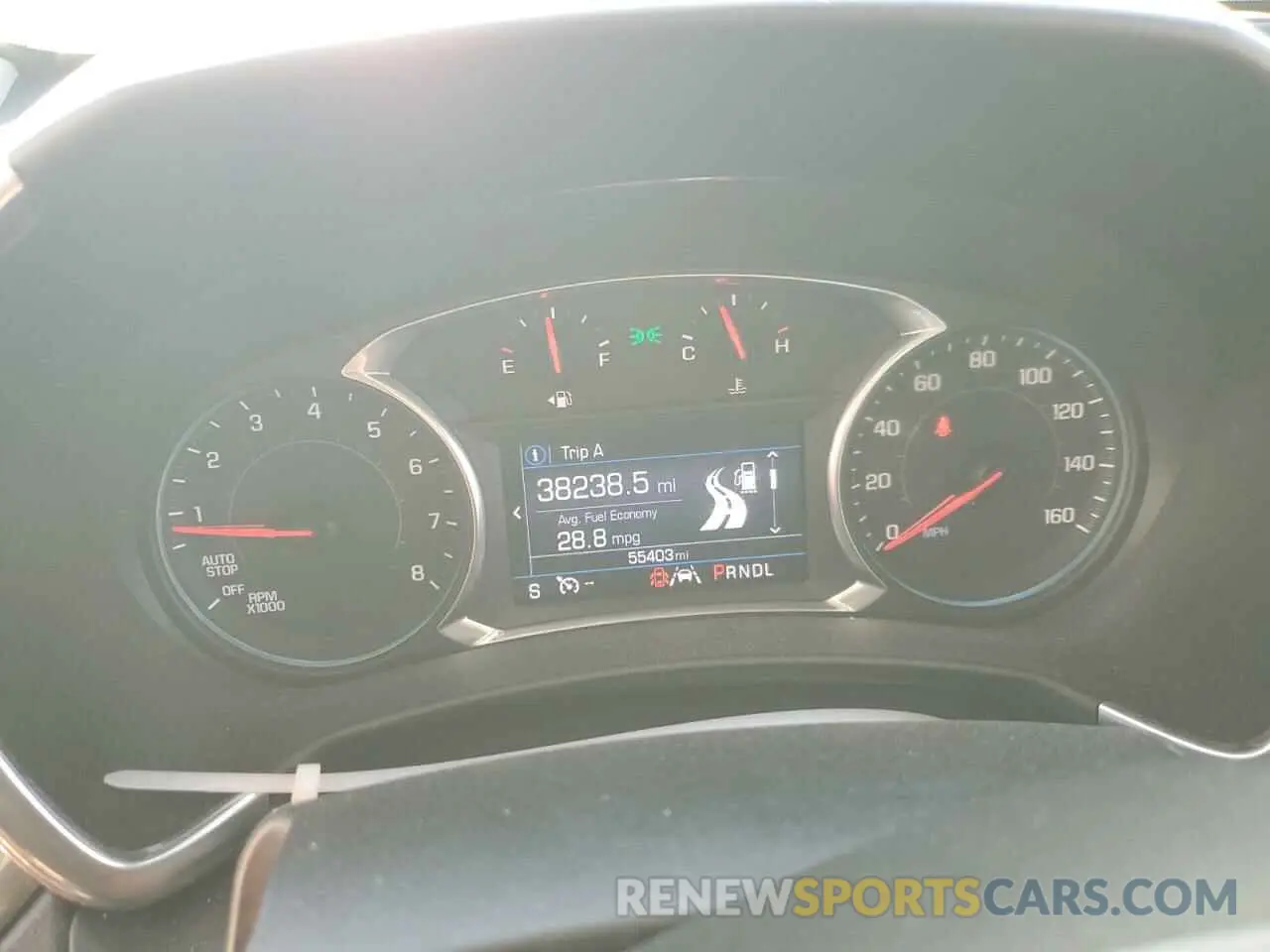 9 fotografías del automóvil dañado 2GNAXKEV5L6211763 CHEVROLET EQUINOX 2020