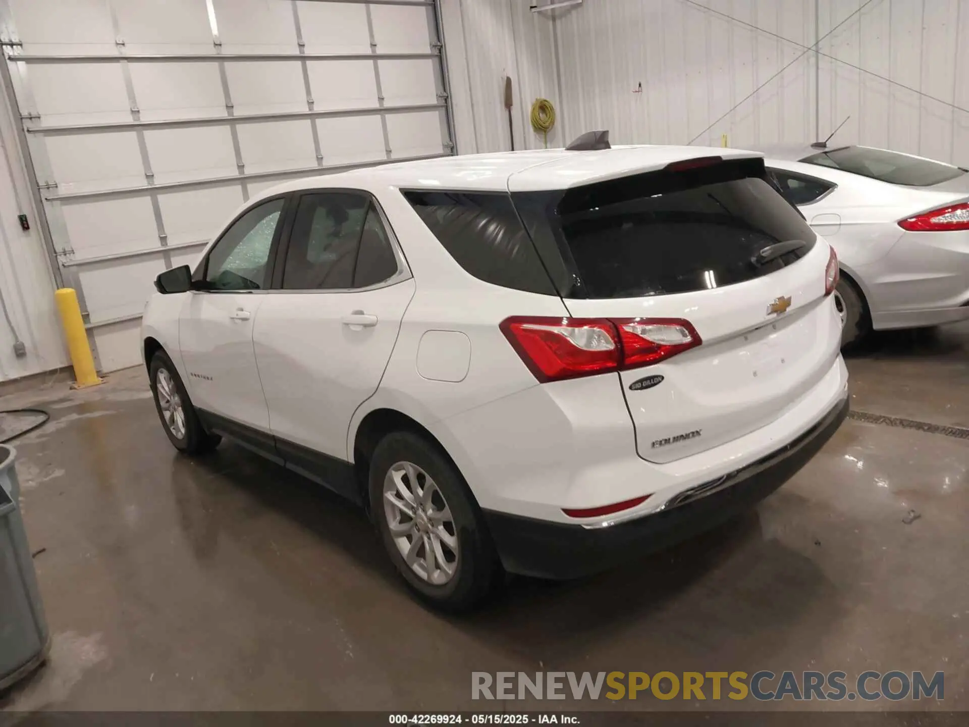 3 fotografías del automóvil dañado 2GNAXKEV5L6244164 CHEVROLET EQUINOX 2020