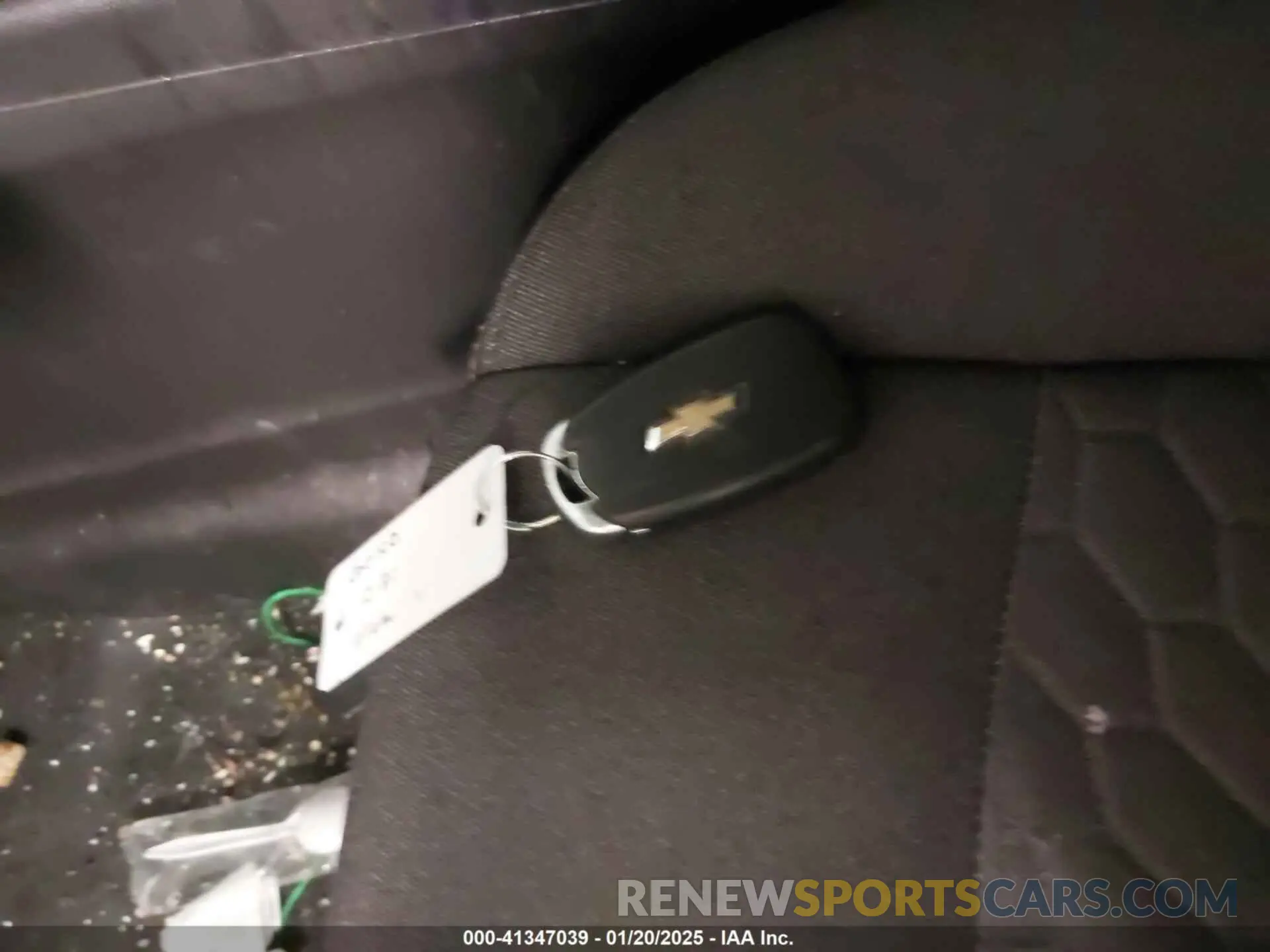 11 fotografías del automóvil dañado 2GNAXKEV5L6256668 CHEVROLET EQUINOX 2020
