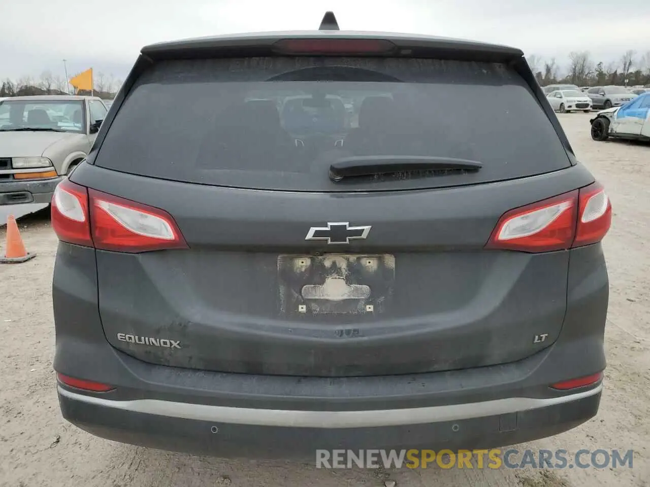 6 fotografías del automóvil dañado 2GNAXKEV5L6275964 CHEVROLET EQUINOX 2020