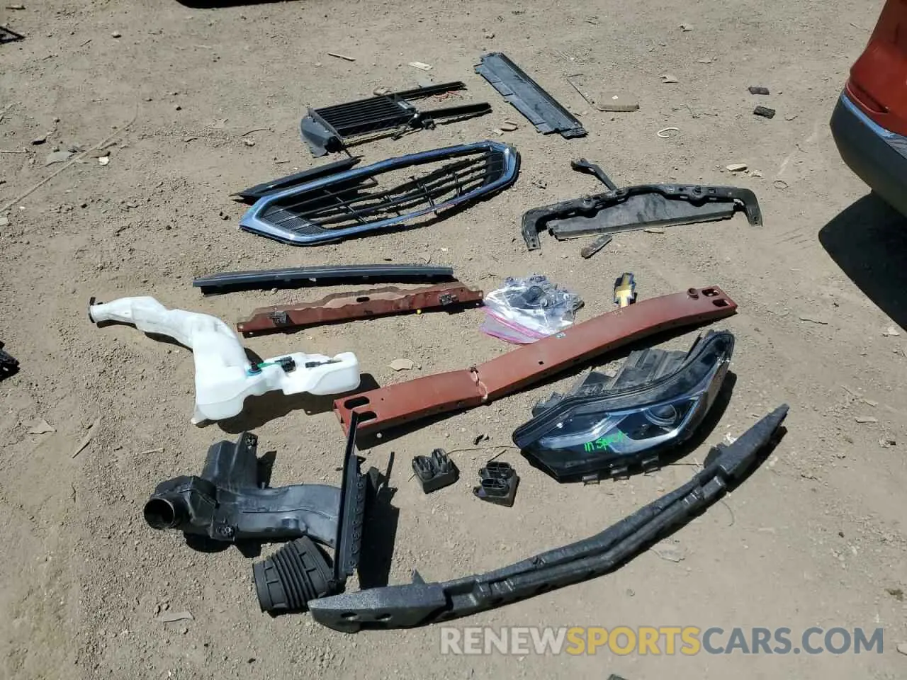 13 fotografías del automóvil dañado 2GNAXKEV6L6113759 CHEVROLET EQUINOX 2020