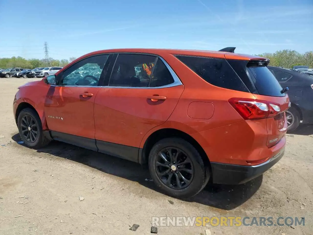 2 fotografías del automóvil dañado 2GNAXKEV6L6113759 CHEVROLET EQUINOX 2020