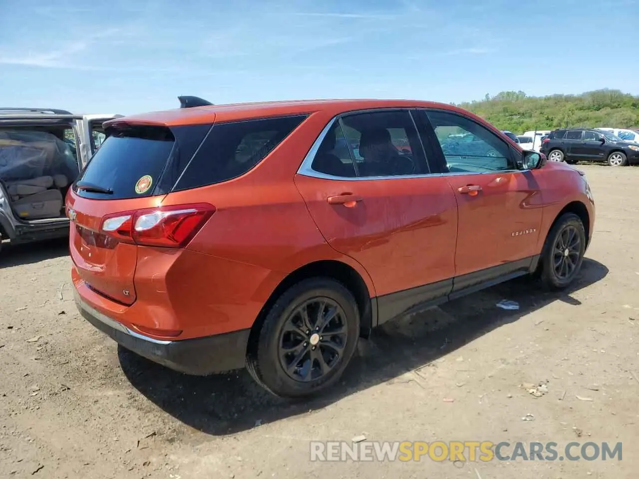 3 fotografías del automóvil dañado 2GNAXKEV6L6113759 CHEVROLET EQUINOX 2020