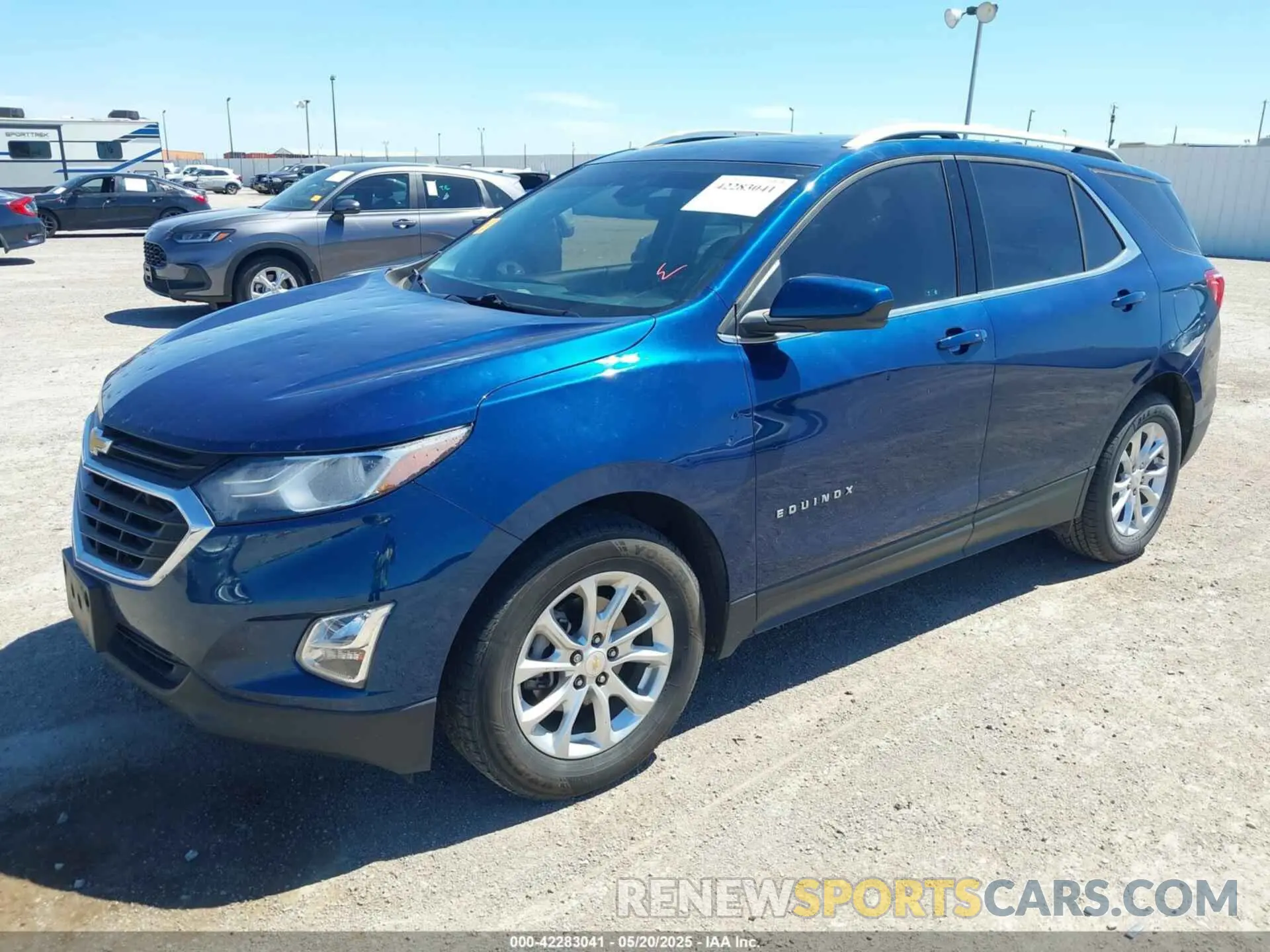 2 fotografías del automóvil dañado 2GNAXKEV6L6141884 CHEVROLET EQUINOX 2020