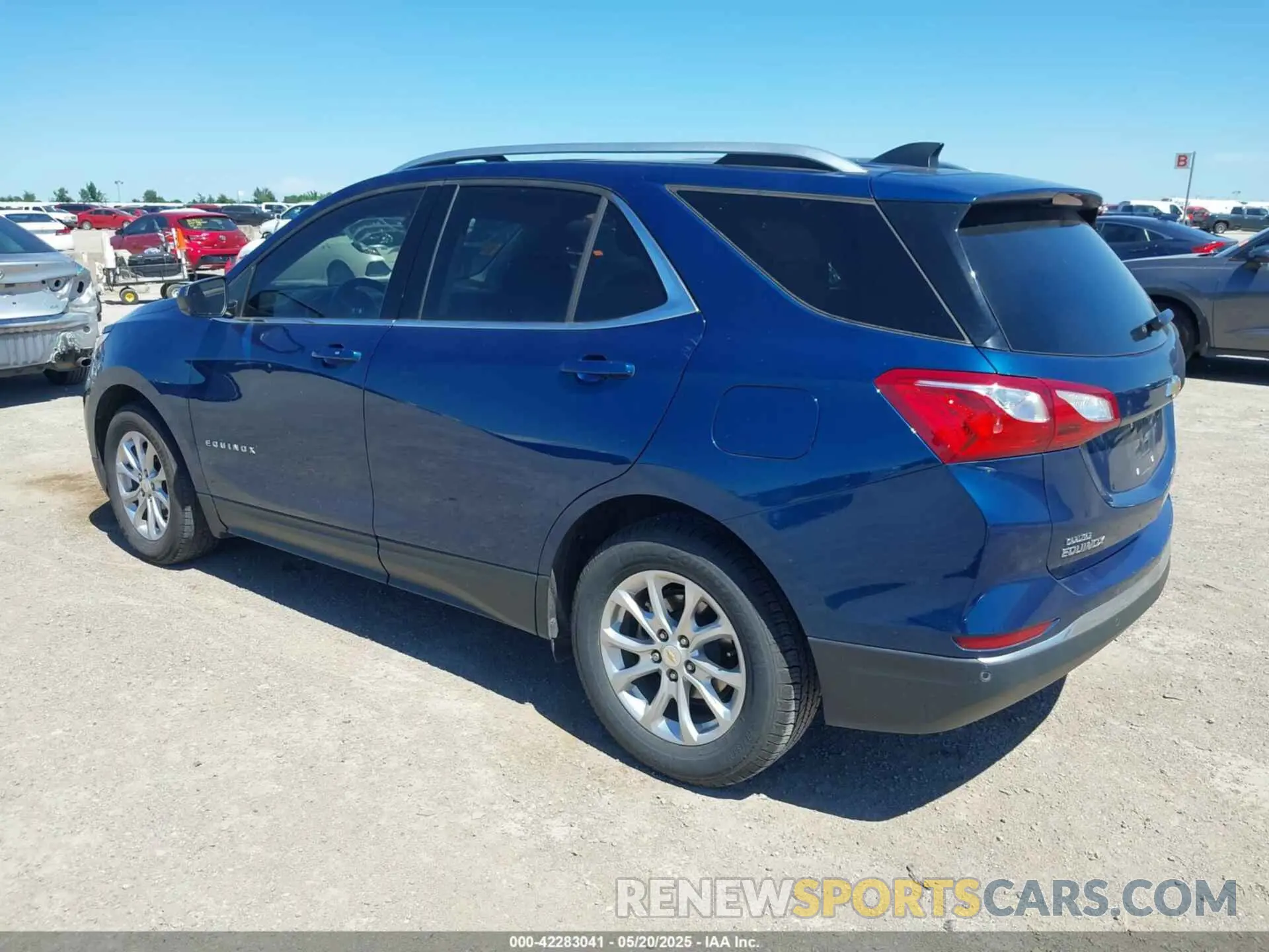 3 fotografías del automóvil dañado 2GNAXKEV6L6141884 CHEVROLET EQUINOX 2020