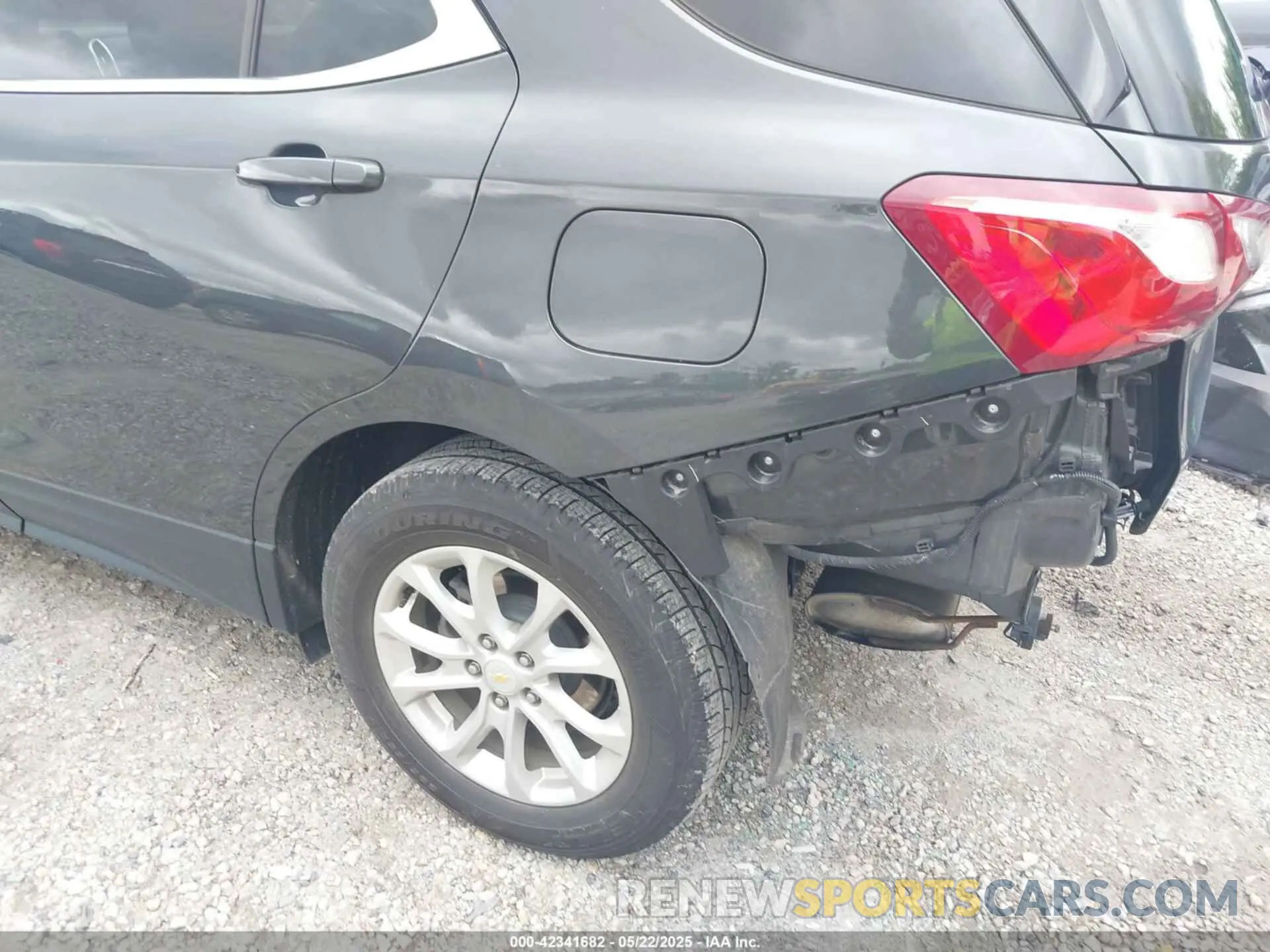 18 fotografías del automóvil dañado 2GNAXKEV6L6148740 CHEVROLET EQUINOX 2020