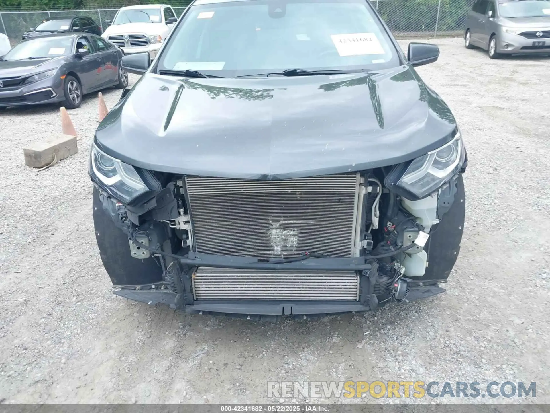 20 fotografías del automóvil dañado 2GNAXKEV6L6148740 CHEVROLET EQUINOX 2020