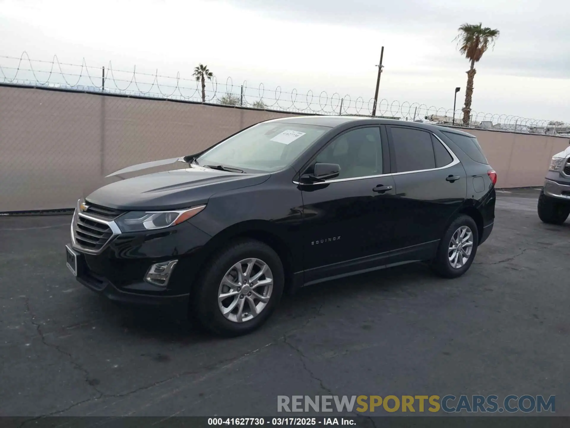 14 fotografías del automóvil dañado 2GNAXKEV6L6188137 CHEVROLET EQUINOX 2020