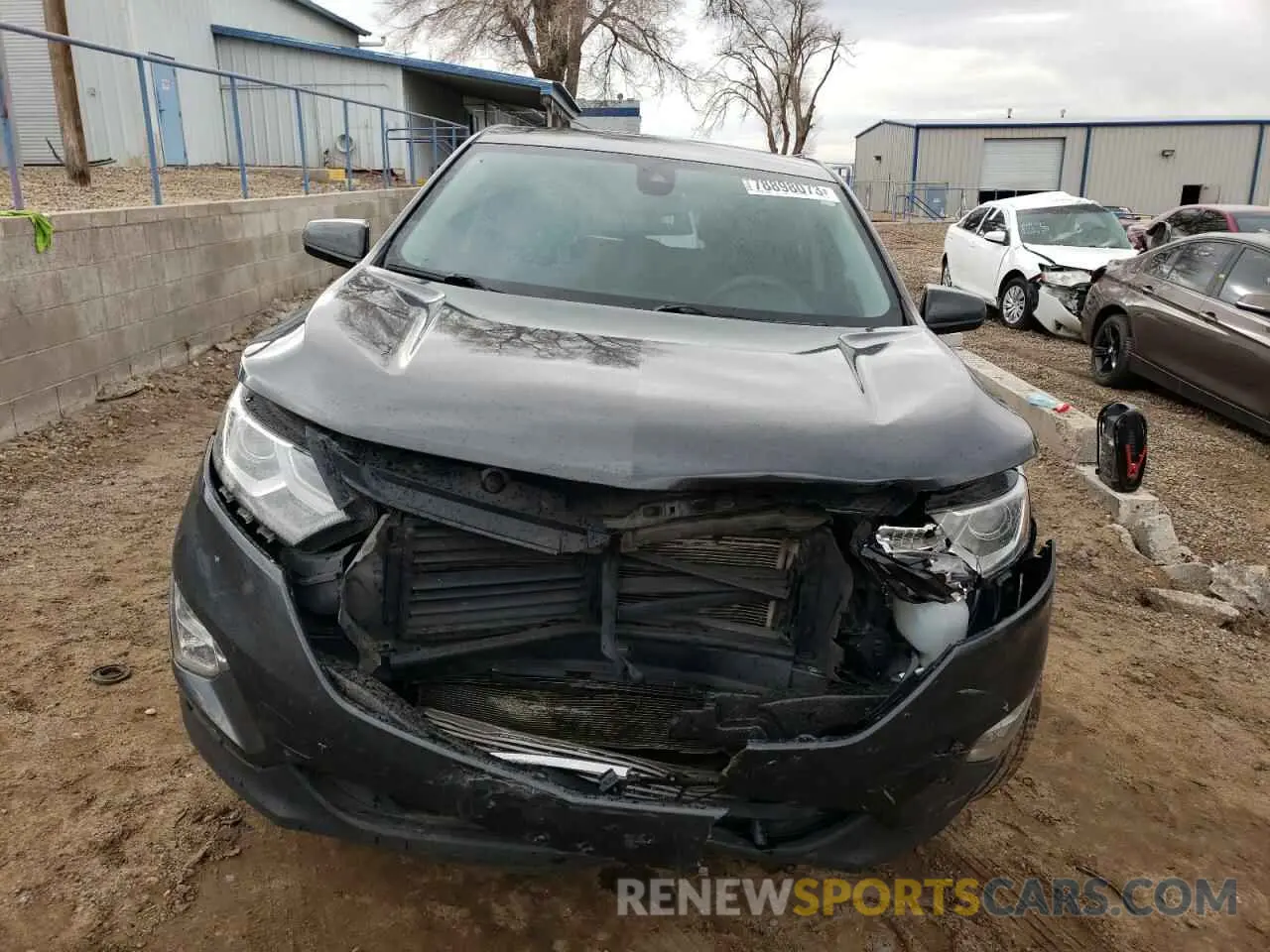 5 fotografías del automóvil dañado 2GNAXKEV6L6240222 CHEVROLET EQUINOX 2020