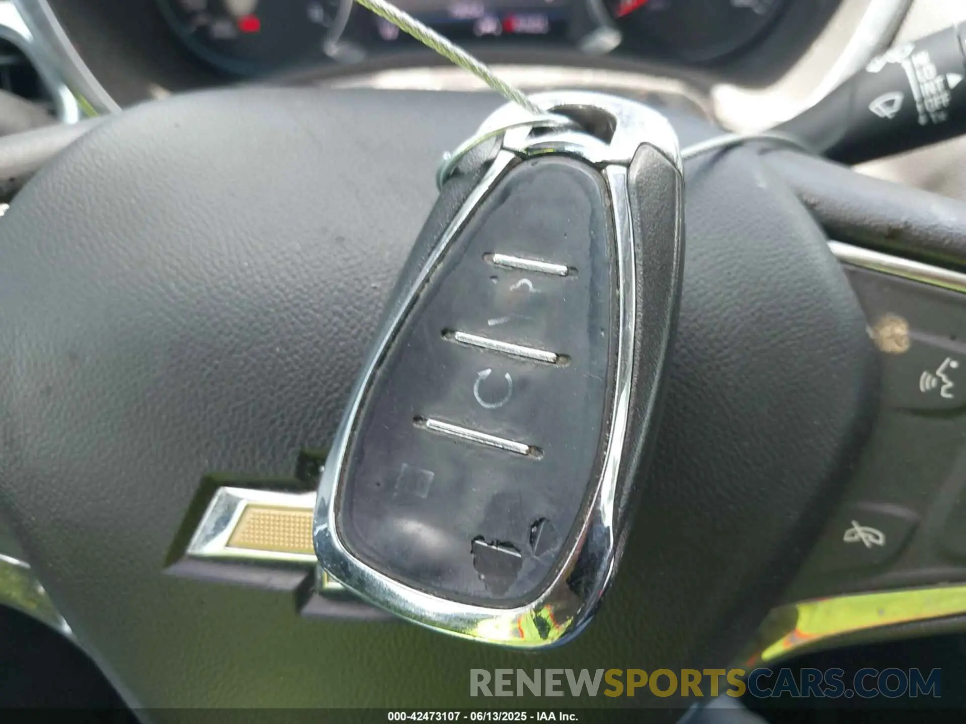 11 fotografías del automóvil dañado 2GNAXKEV6L6241421 CHEVROLET EQUINOX 2020