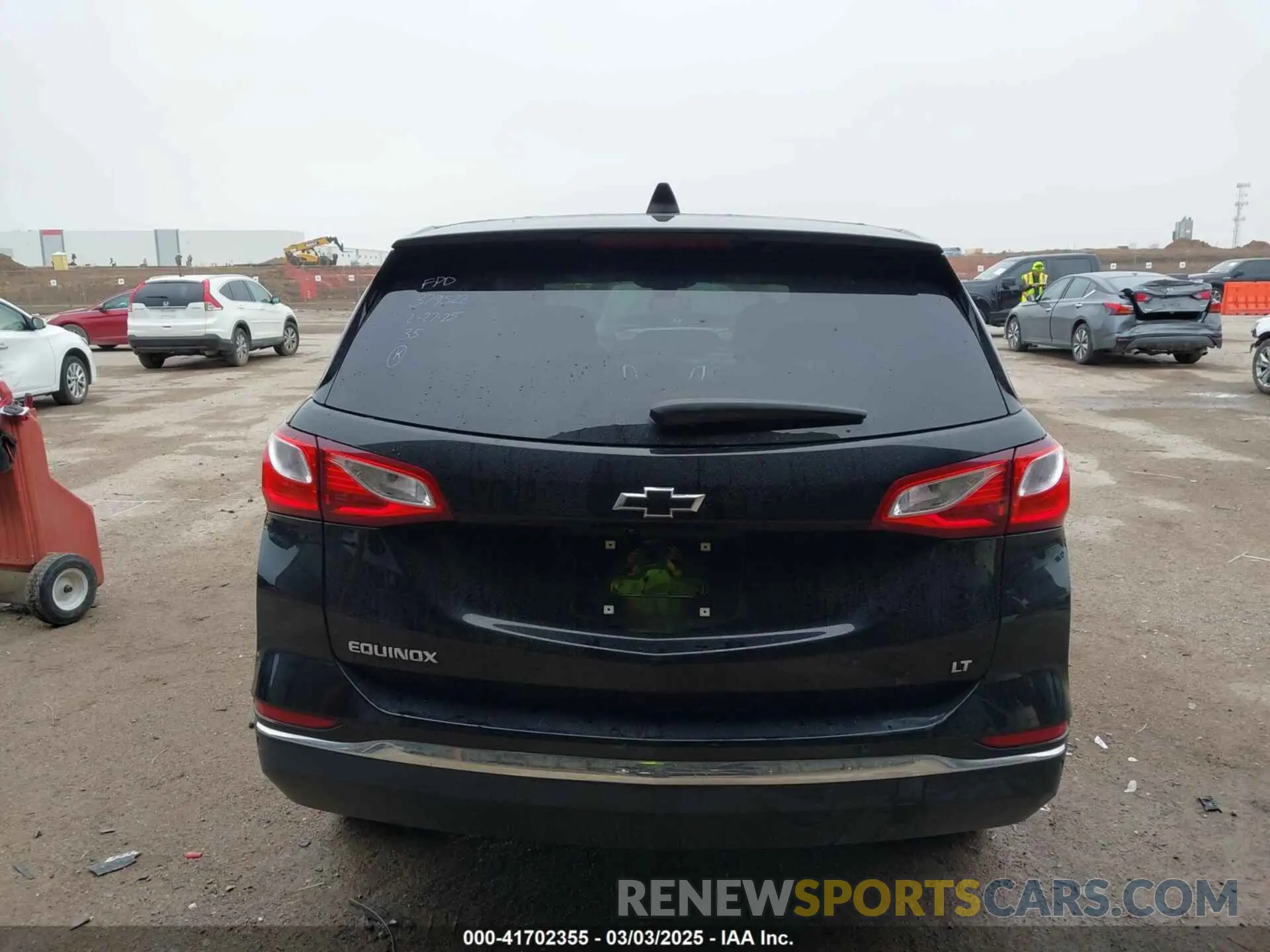 16 fotografías del automóvil dañado 2GNAXKEV6L6281028 CHEVROLET EQUINOX 2020