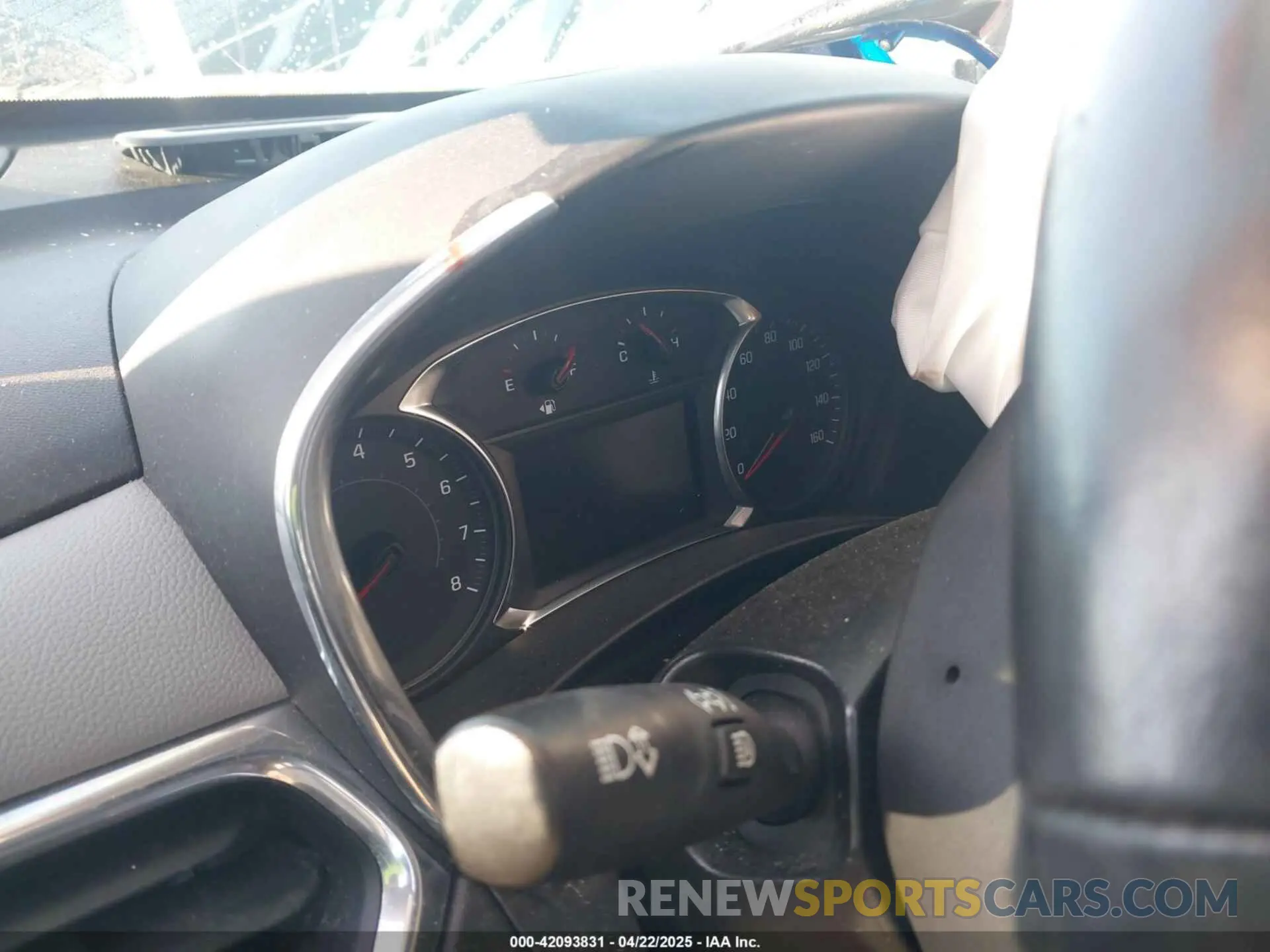 15 fotografías del automóvil dañado 2GNAXKEV7L6241329 CHEVROLET EQUINOX 2020