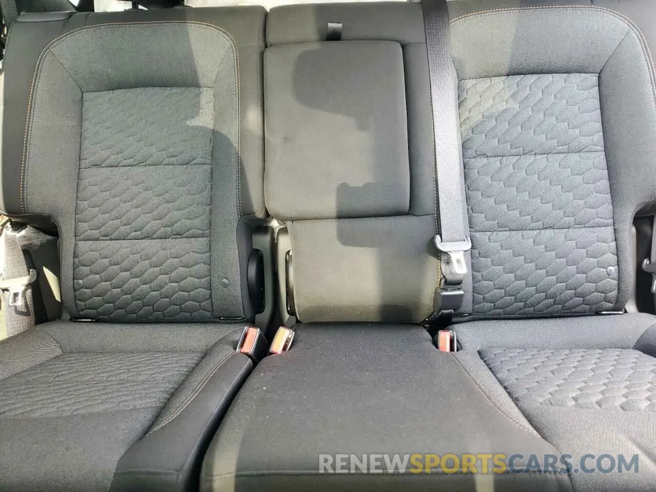 10 fotografías del automóvil dañado 2GNAXKEV7L6266263 CHEVROLET EQUINOX 2020