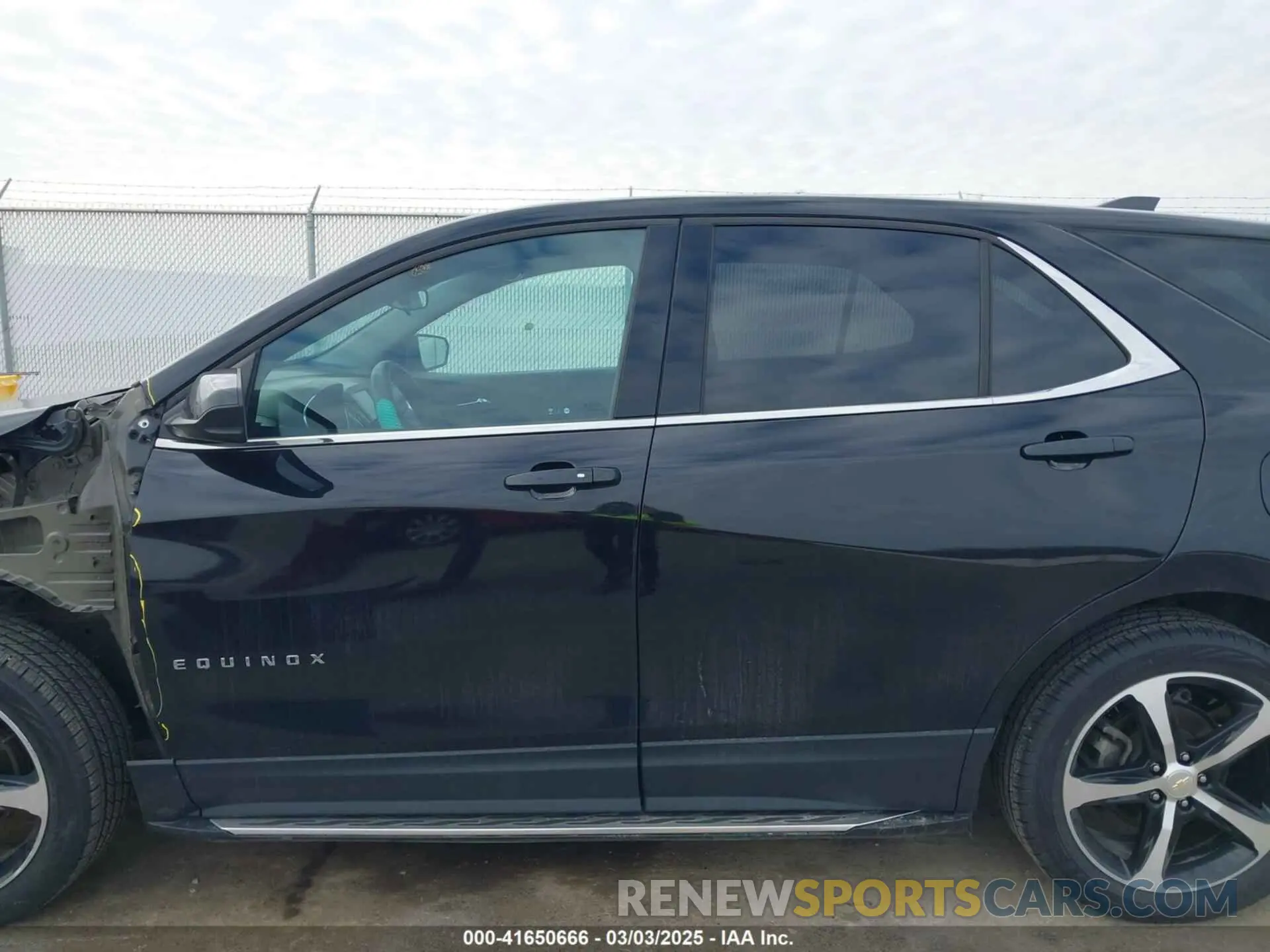 14 fotografías del automóvil dañado 2GNAXKEV8L6105369 CHEVROLET EQUINOX 2020