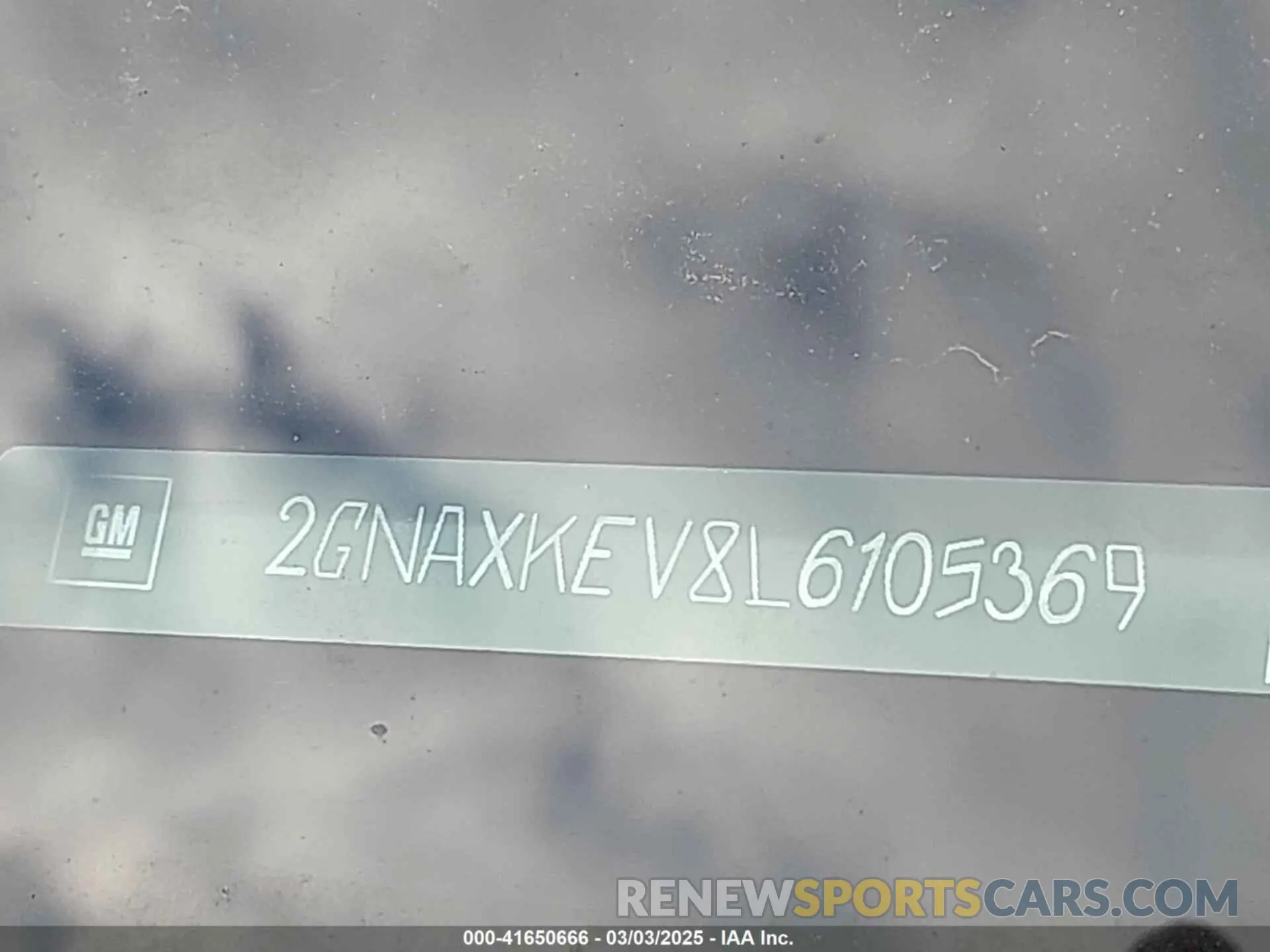 9 fotografías del automóvil dañado 2GNAXKEV8L6105369 CHEVROLET EQUINOX 2020