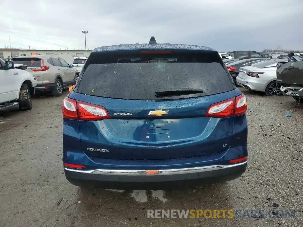 6 fotografías del automóvil dañado 2GNAXKEV8L6160663 CHEVROLET EQUINOX 2020