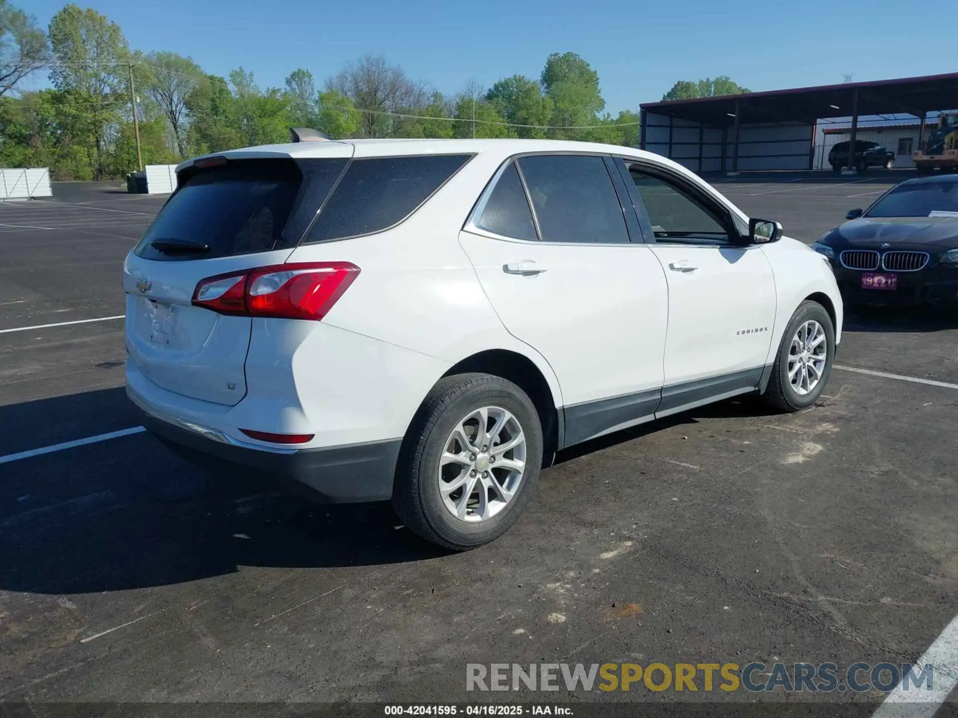 4 fotografías del automóvil dañado 2GNAXKEV8L6171095 CHEVROLET EQUINOX 2020