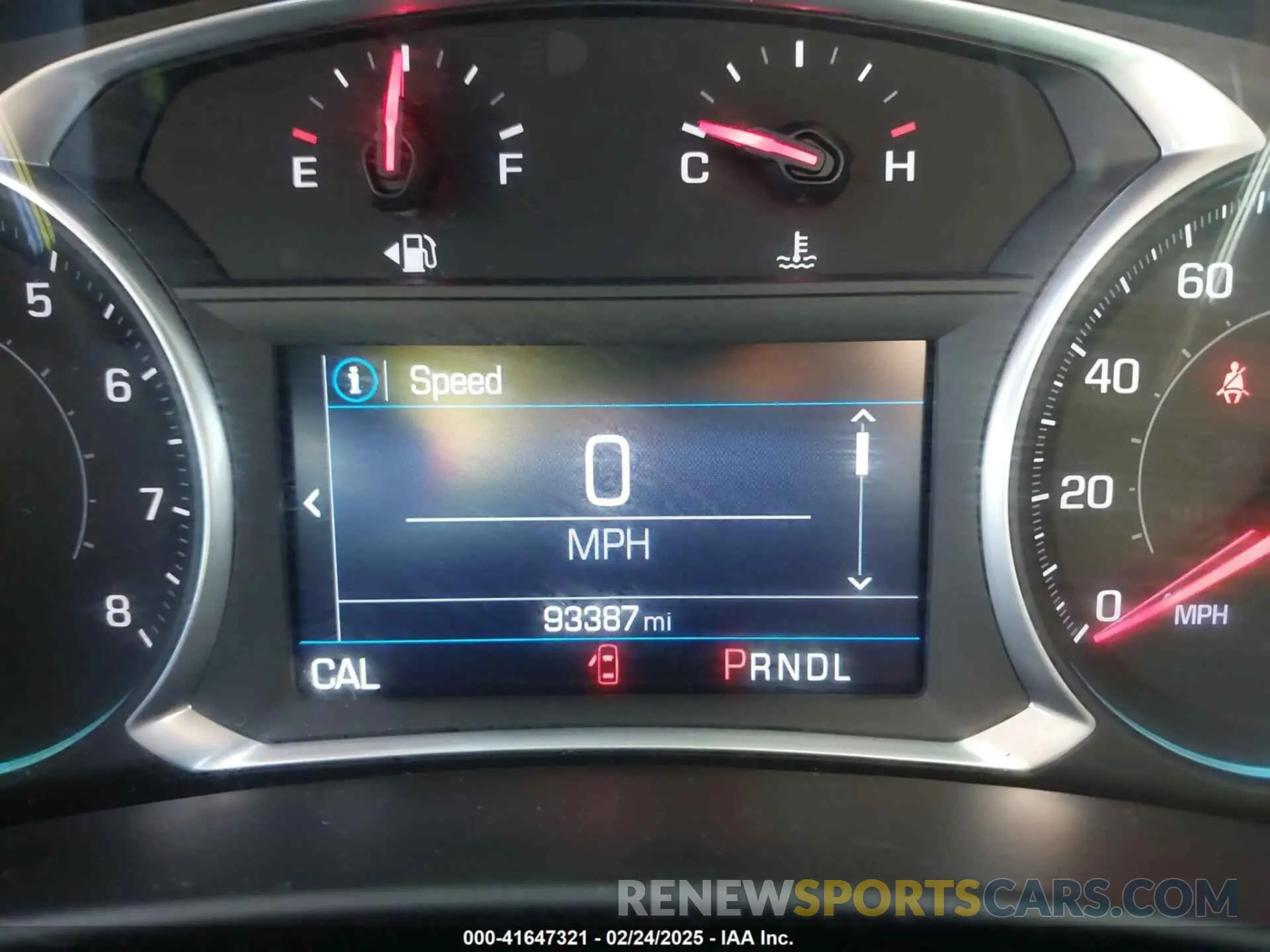 15 fotografías del automóvil dañado 2GNAXKEV8L6266076 CHEVROLET EQUINOX 2020