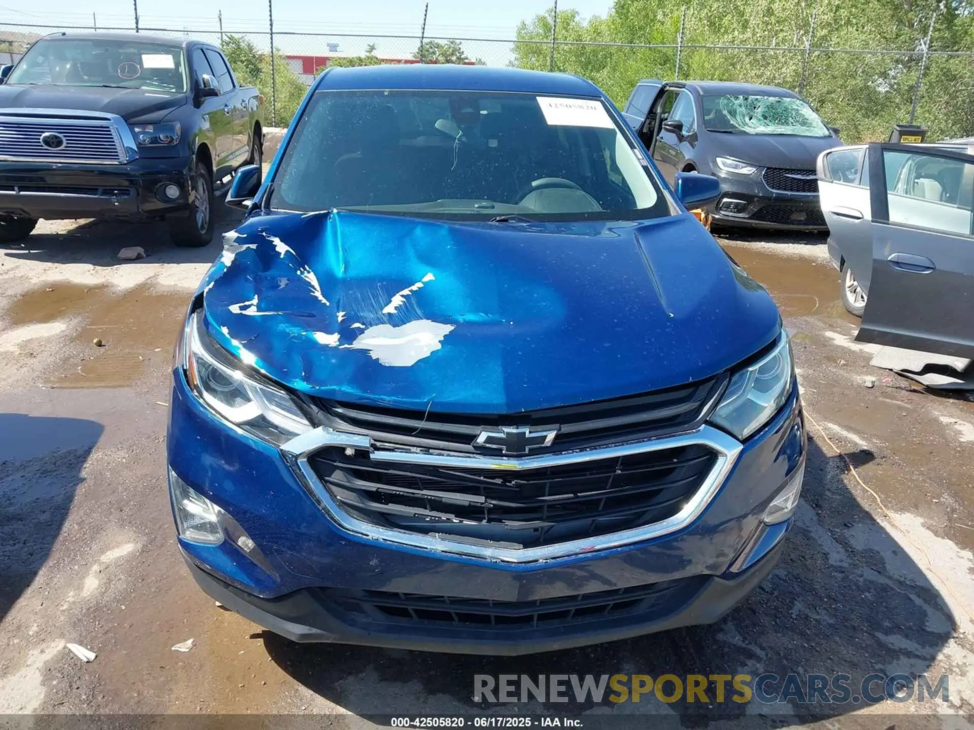 12 fotografías del automóvil dañado 2GNAXKEV9L6118339 CHEVROLET EQUINOX 2020
