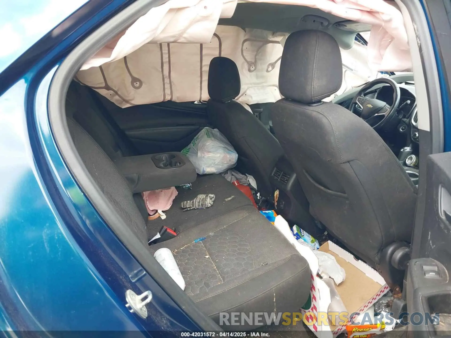 8 fotografías del automóvil dañado 2GNAXKEV9L6160204 CHEVROLET EQUINOX 2020