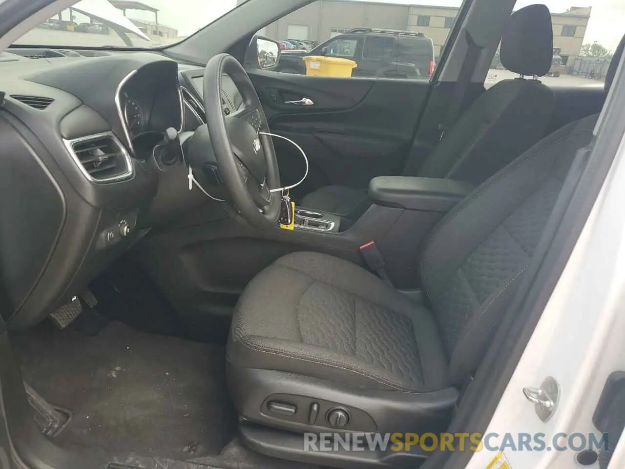 7 fotografías del automóvil dañado 2GNAXKEVXL6137336 CHEVROLET EQUINOX 2020