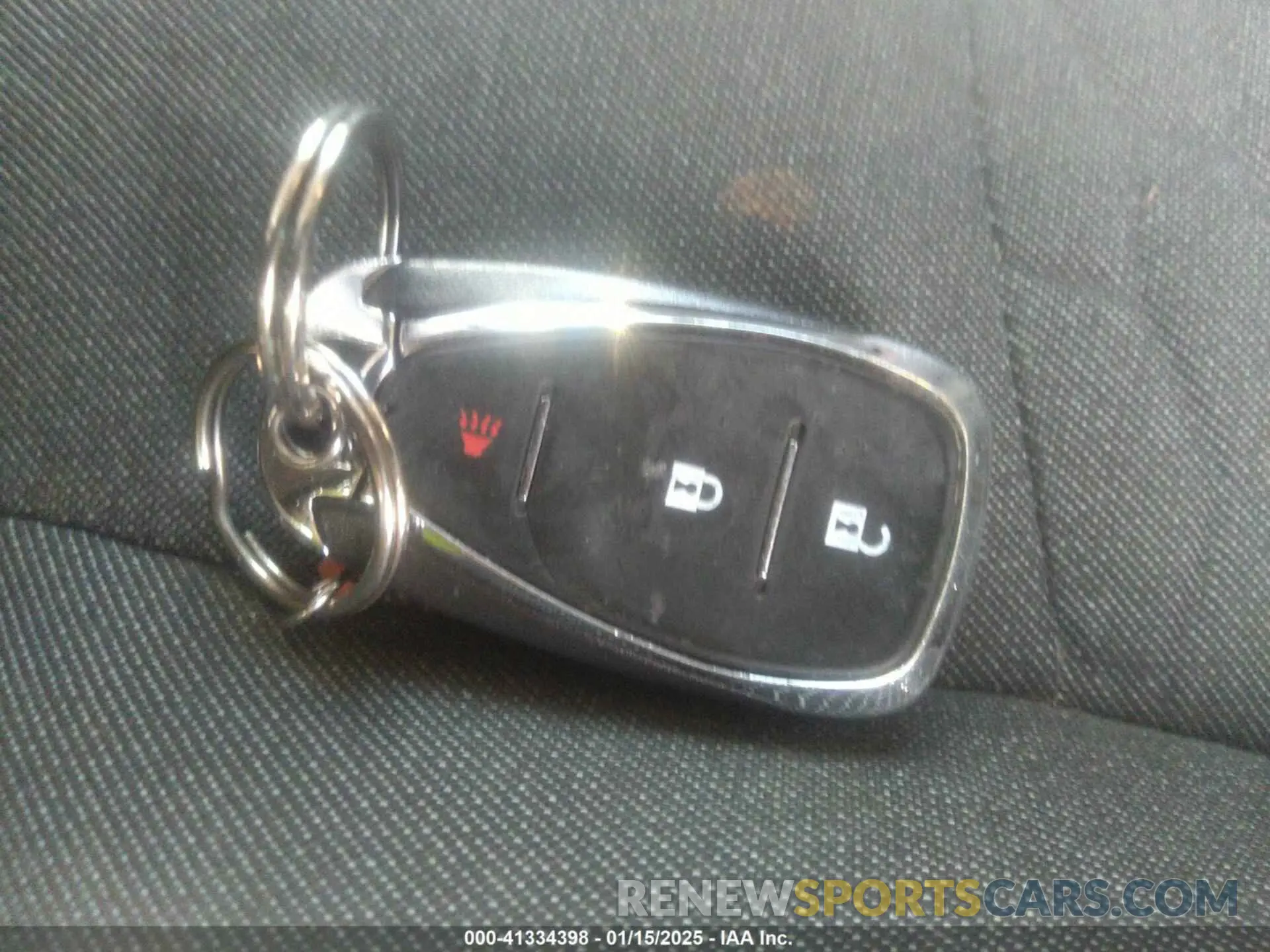 11 fotografías del automóvil dañado 2GNAXKEVXL6245715 CHEVROLET EQUINOX 2020