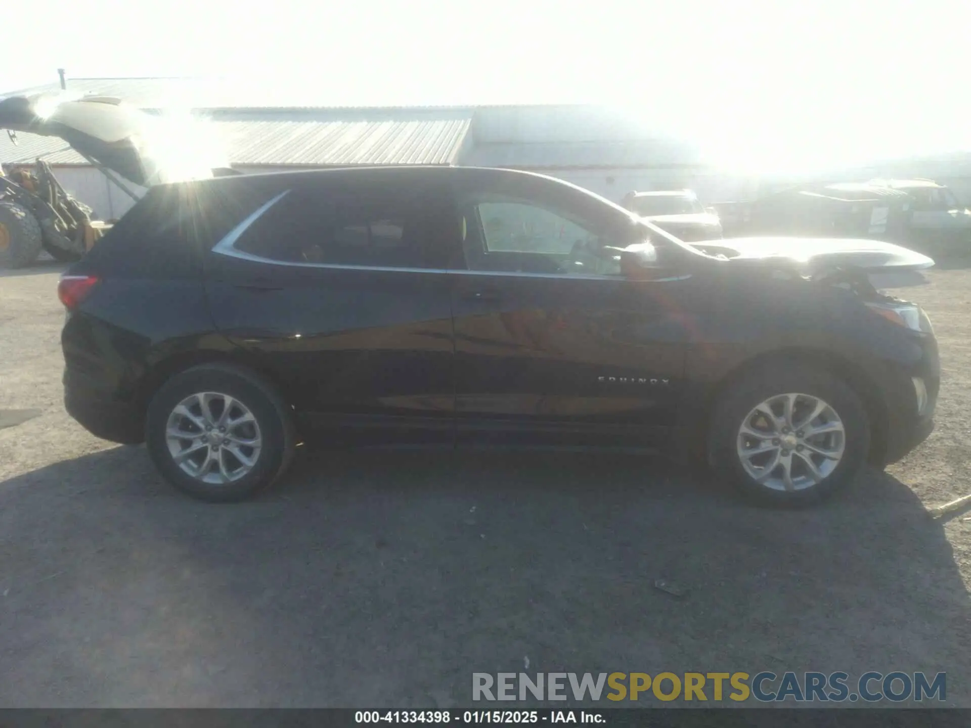 13 fotografías del automóvil dañado 2GNAXKEVXL6245715 CHEVROLET EQUINOX 2020