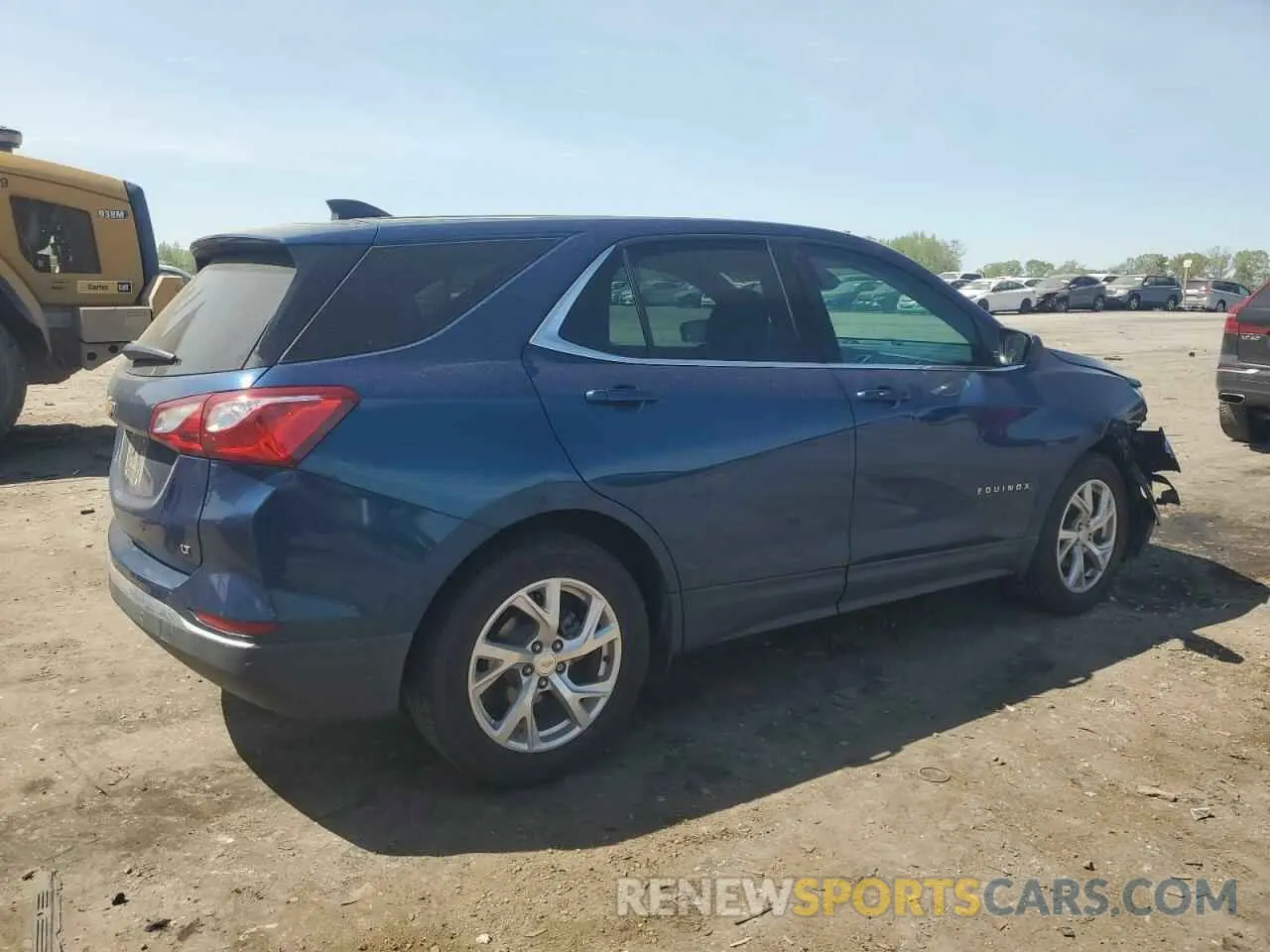3 fotografías del automóvil dañado 2GNAXKEVXL6249215 CHEVROLET EQUINOX 2020