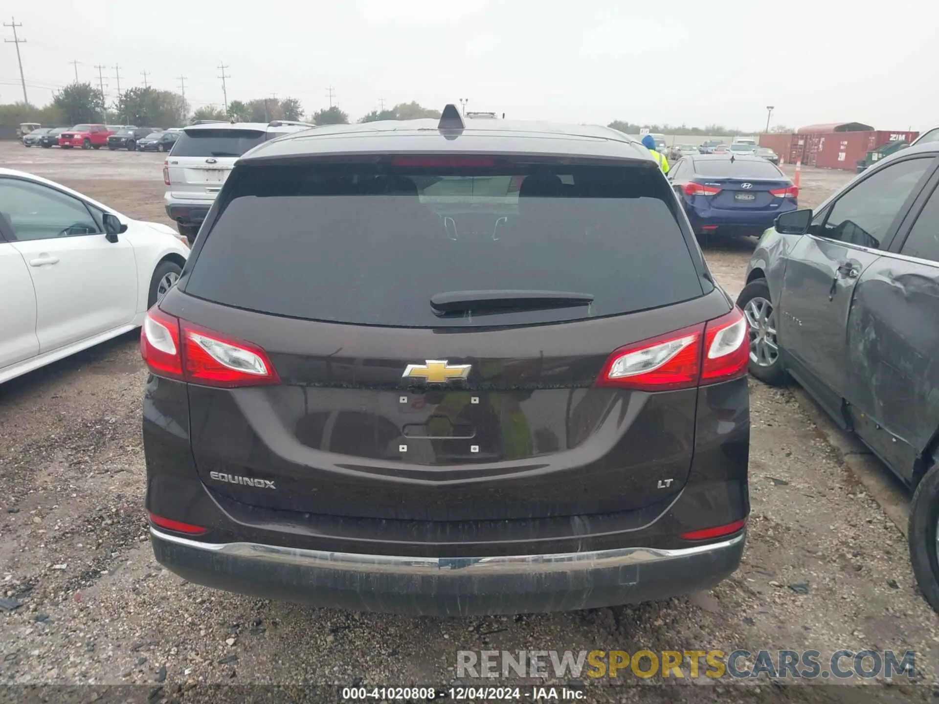 15 fotografías del automóvil dañado 2GNAXKEVXL6258836 CHEVROLET EQUINOX 2020