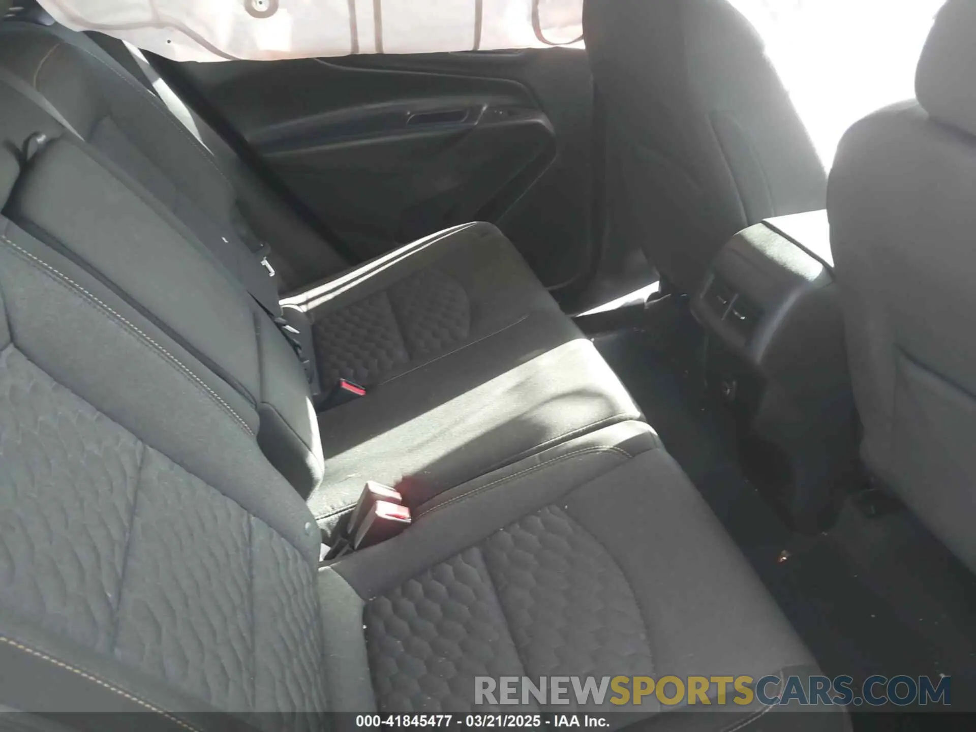 8 fotografías del automóvil dañado 2GNAXLEX0L6132797 CHEVROLET EQUINOX 2020