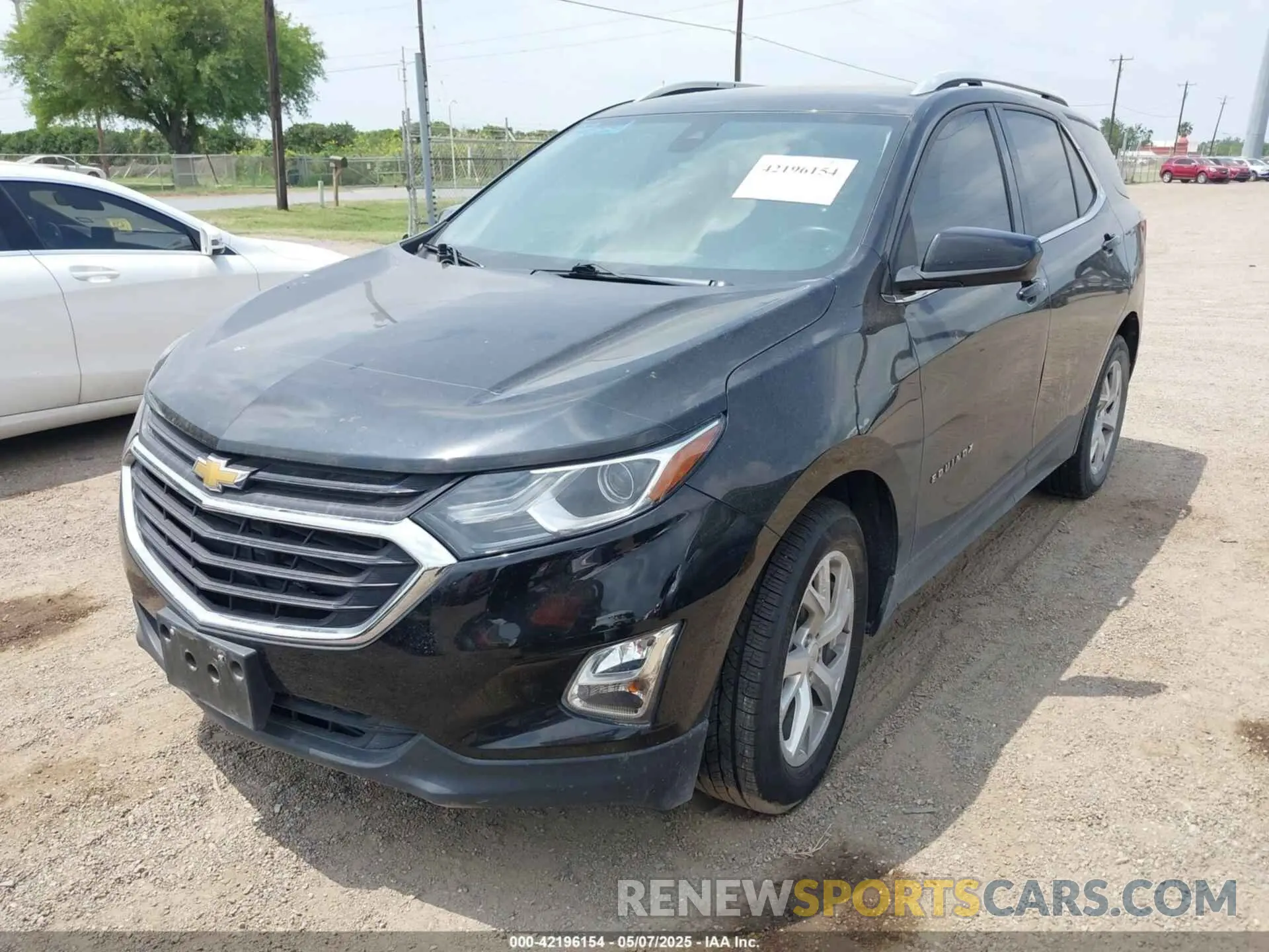2 fotografías del automóvil dañado 2GNAXLEX4L6215956 CHEVROLET EQUINOX 2020