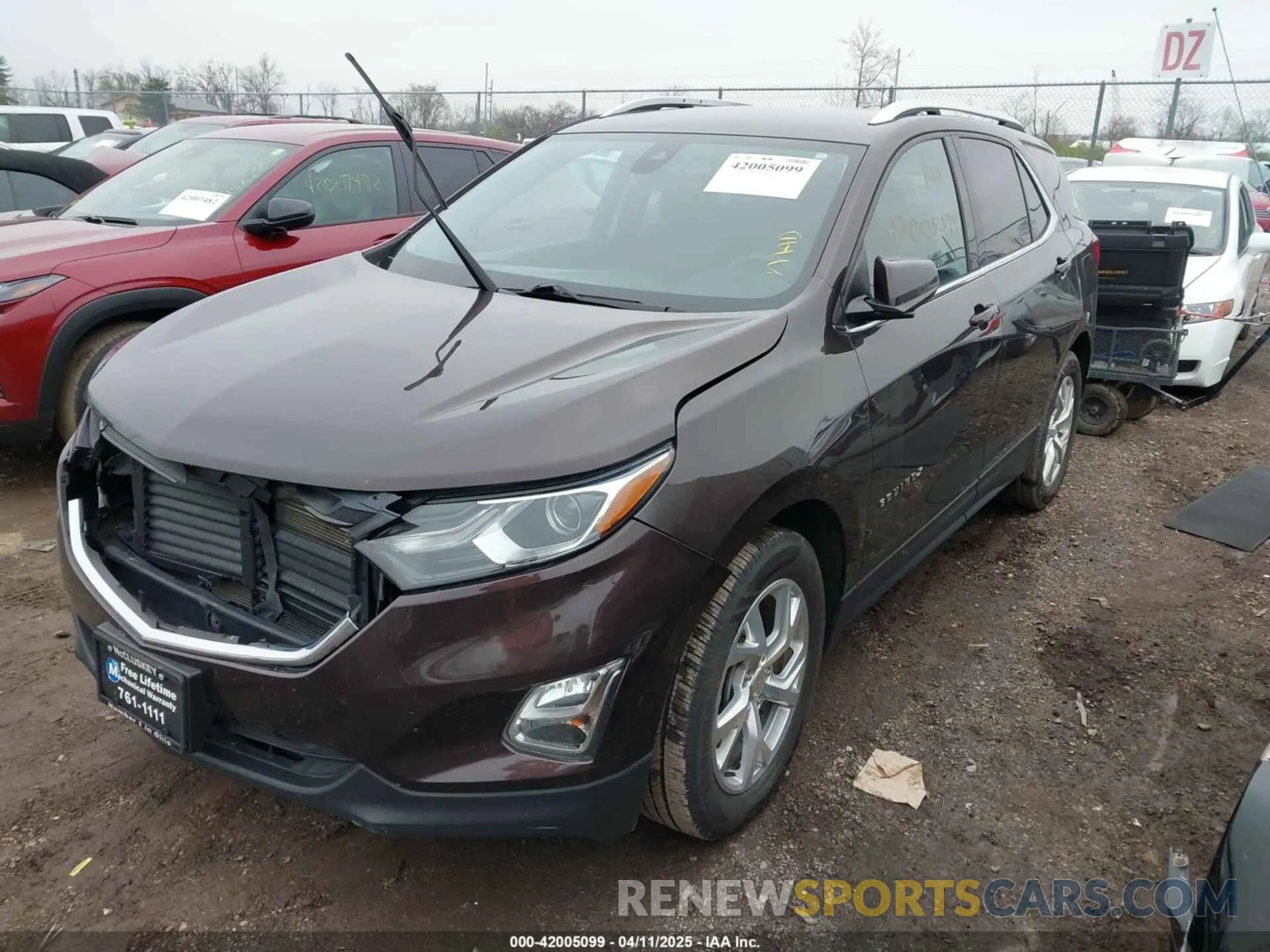 2 fotografías del automóvil dañado 2GNAXLEX8L6225065 CHEVROLET EQUINOX 2020