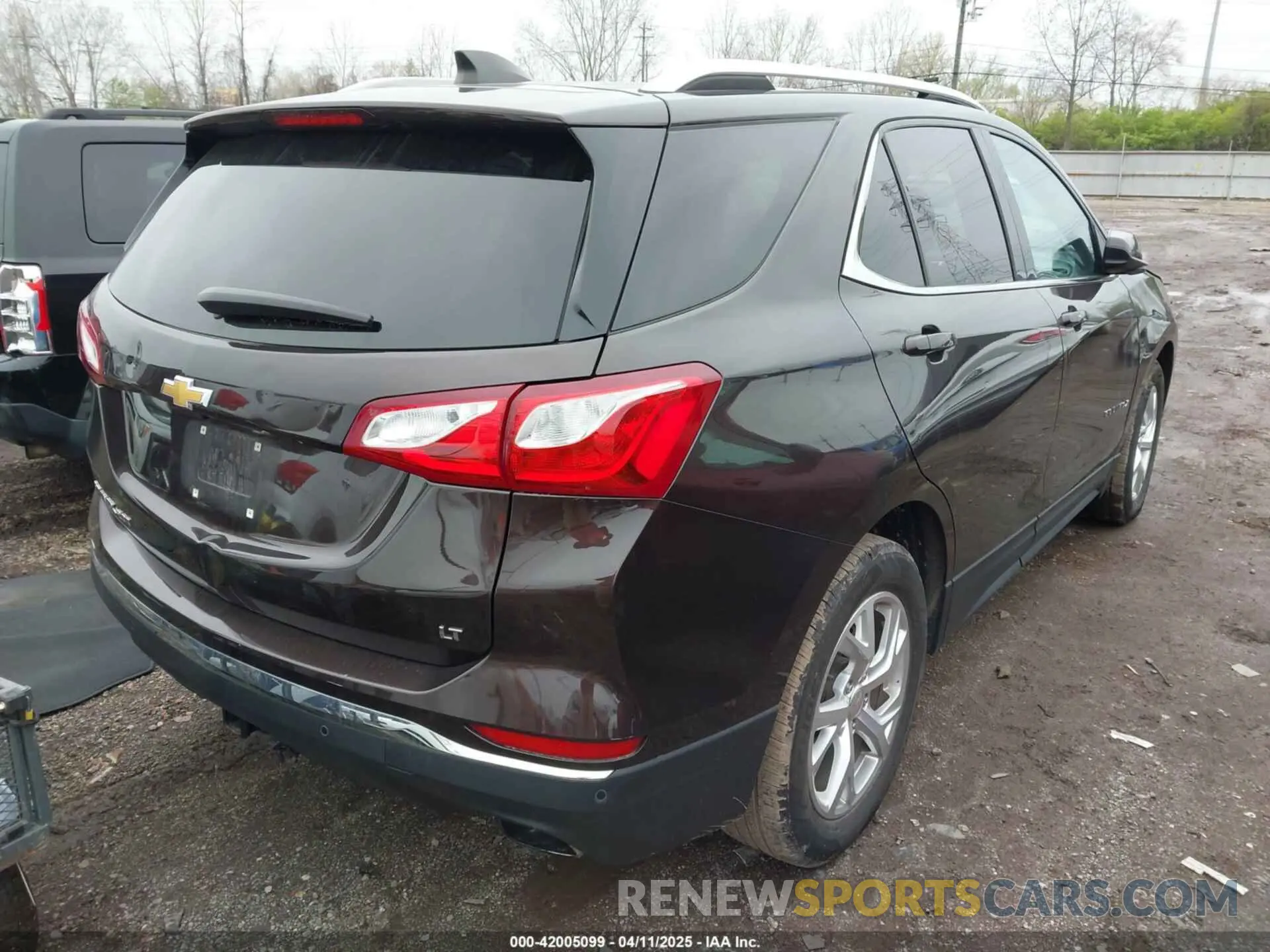 4 fotografías del automóvil dañado 2GNAXLEX8L6225065 CHEVROLET EQUINOX 2020