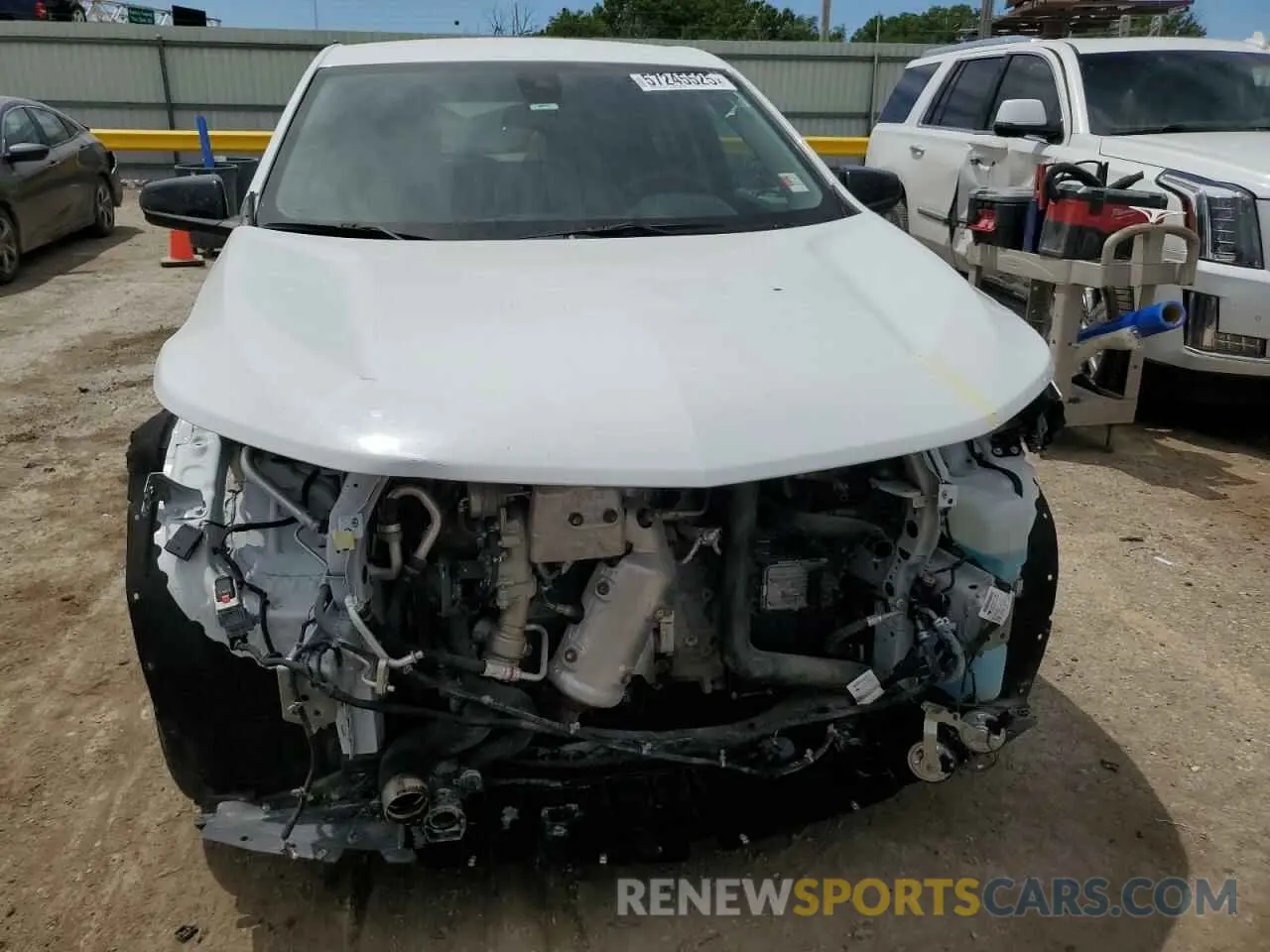 5 fotografías del automóvil dañado 2GNAXLEX9L6128893 CHEVROLET EQUINOX 2020
